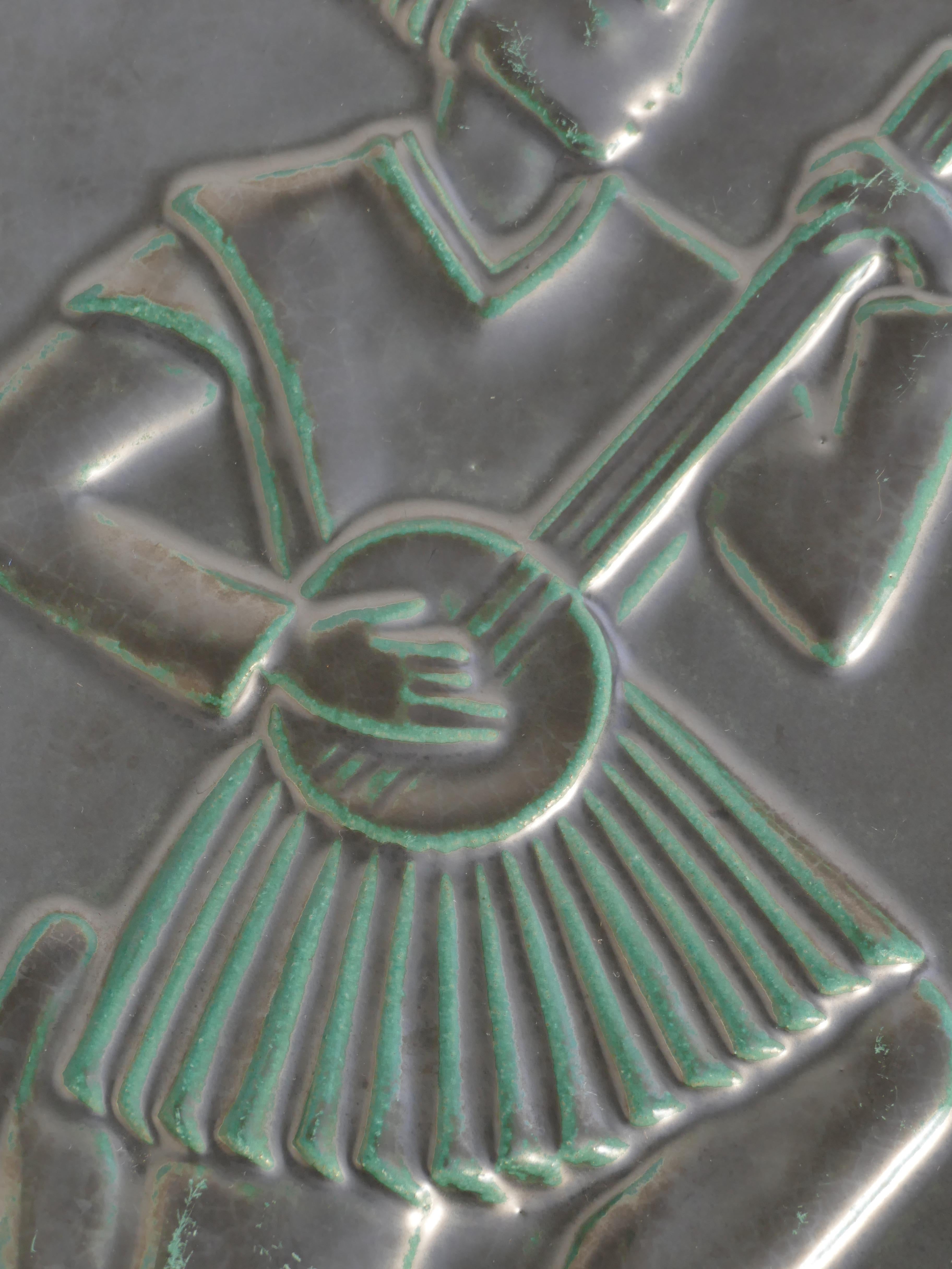 Placa de pared de cerámica negra y verde de Gertrud Lönegren para Upsala Ekeby, Suecia Sueco en venta