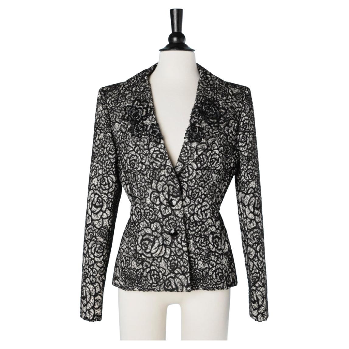Chaqueta de damasco negro y gris con cuentas y cuello de lentejuelas André Laug en venta