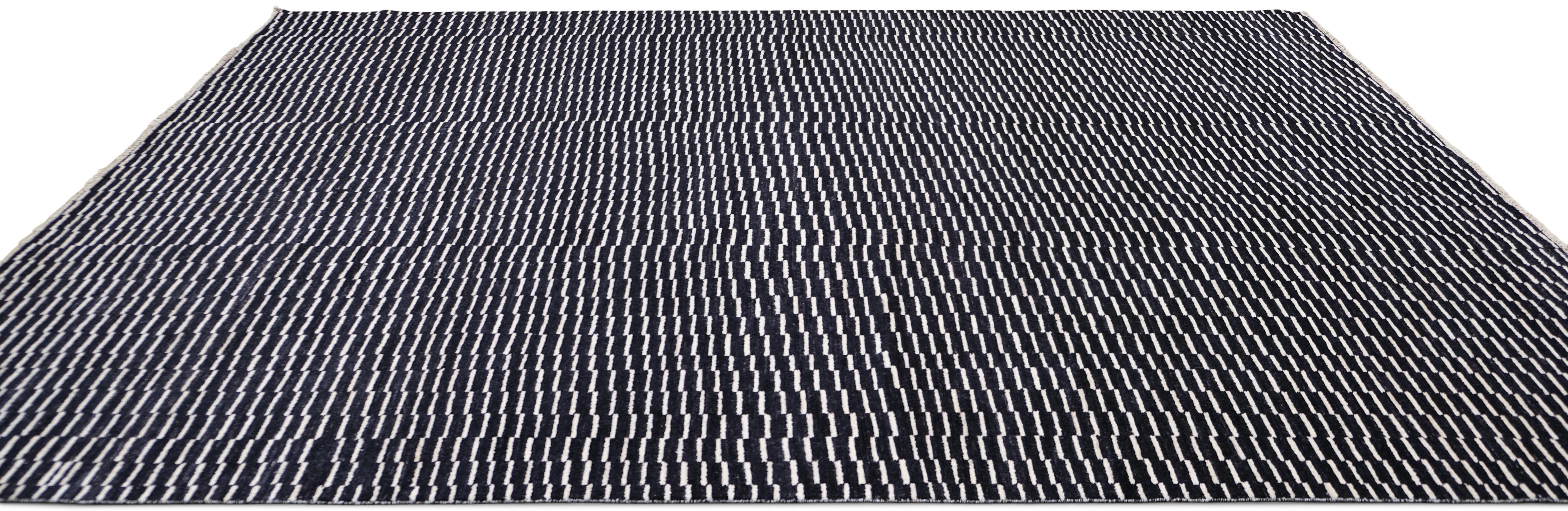 Pakistano Tappeto in lana a righe nero e avorio 8'9''x12'2'' in vendita
