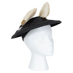 Black and Ivory Winged Straw Pancake Boater Hat with Rear Bows – S, 1930s