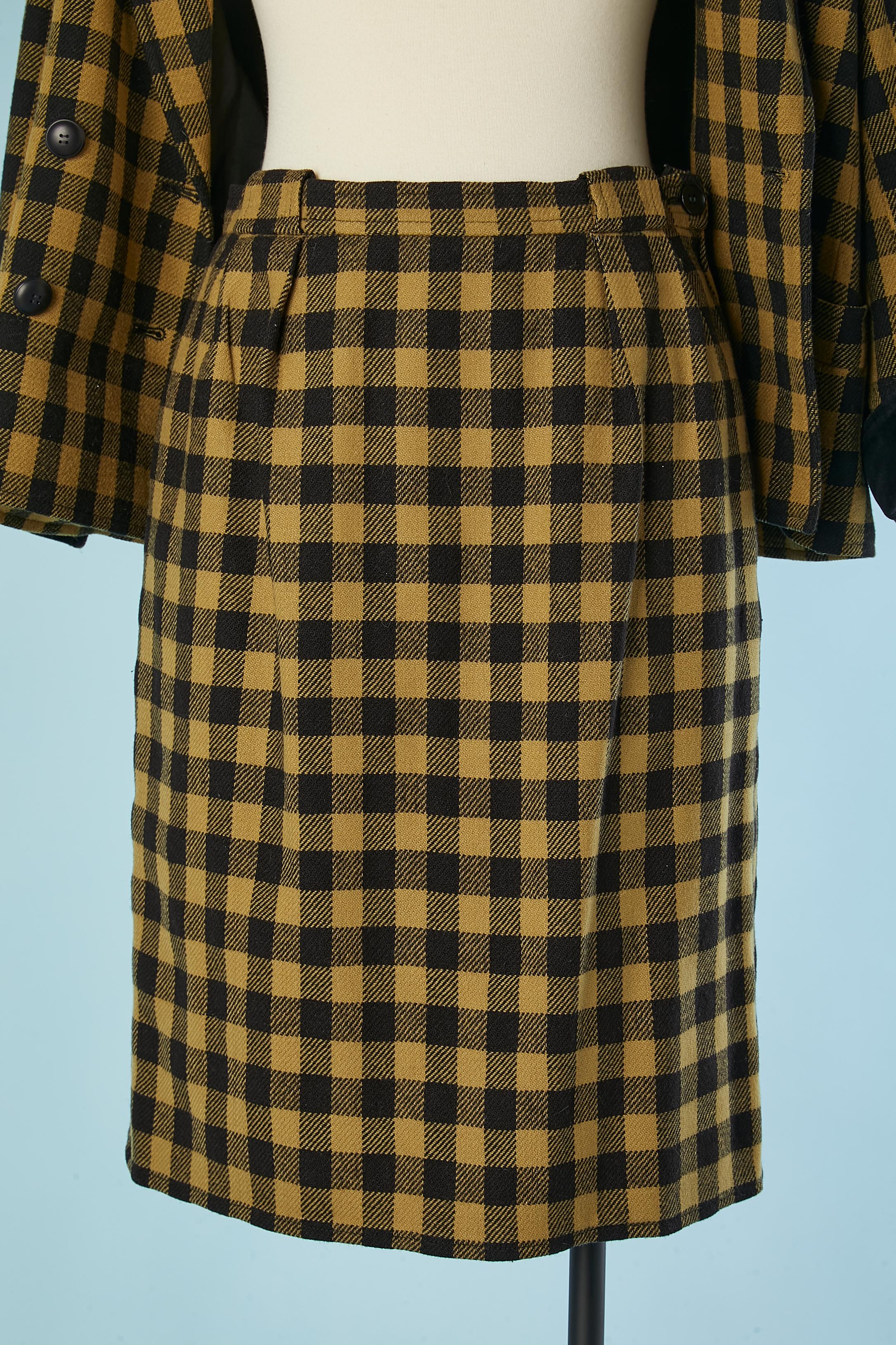 Black and kaki check pattern wool skirt-suit Yves Saint Laurent Variation  For Sale 2