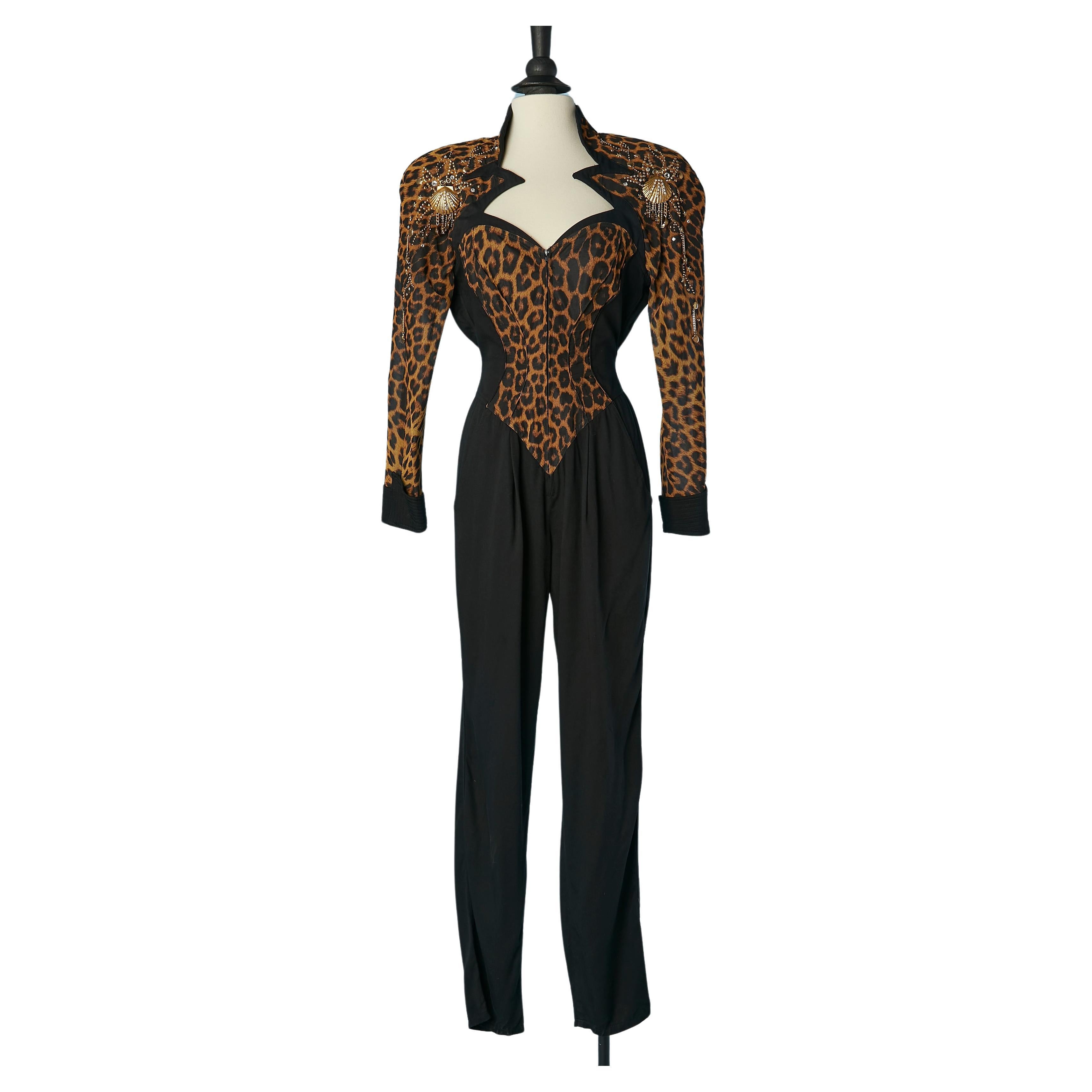 Black and leopard print jumpsuit with gold jewellery embellishement Lillie Rubin For Sale
