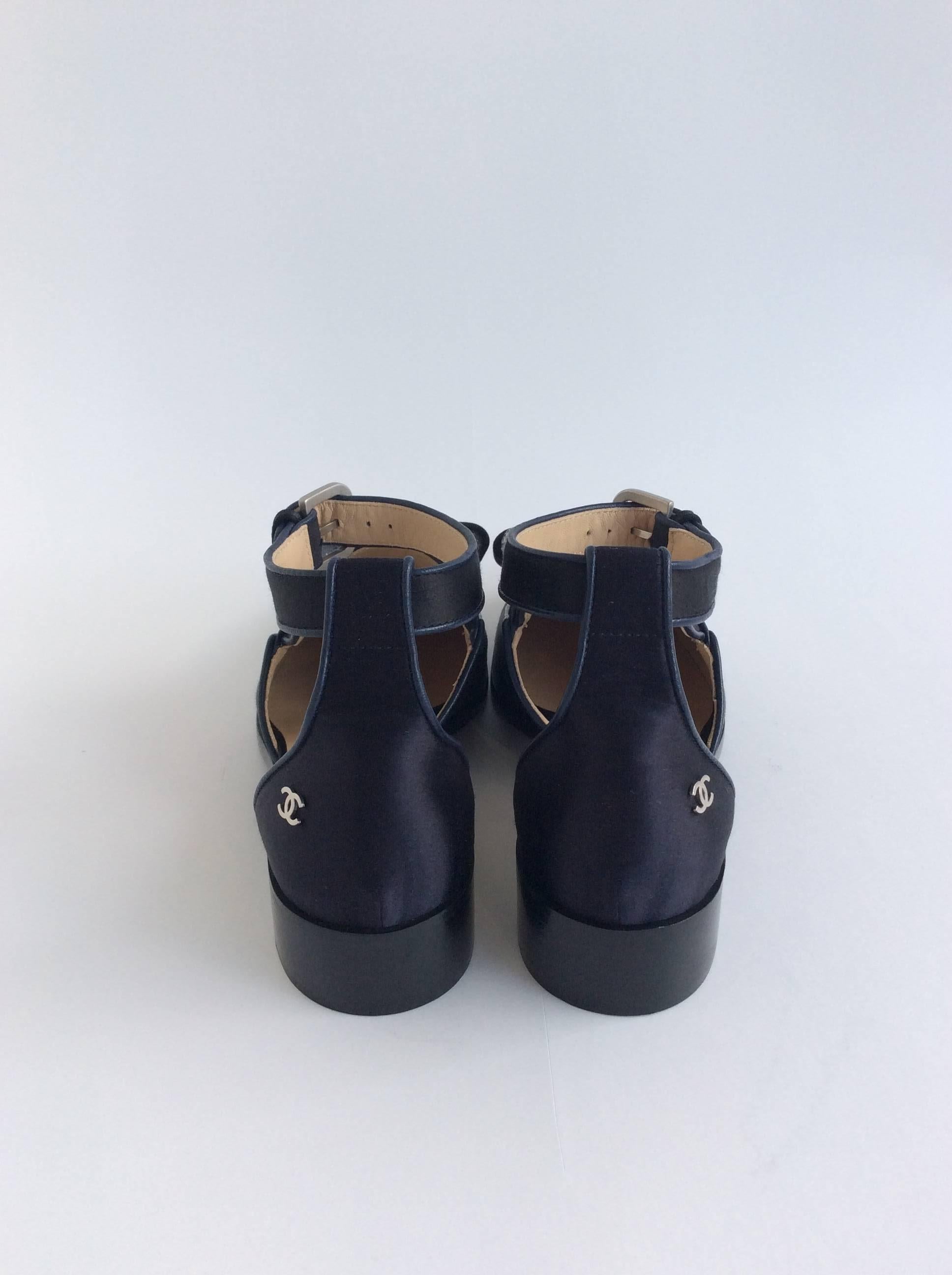Women's Chanel Black and Navy Satin Sandals With Grosgrain Bows
