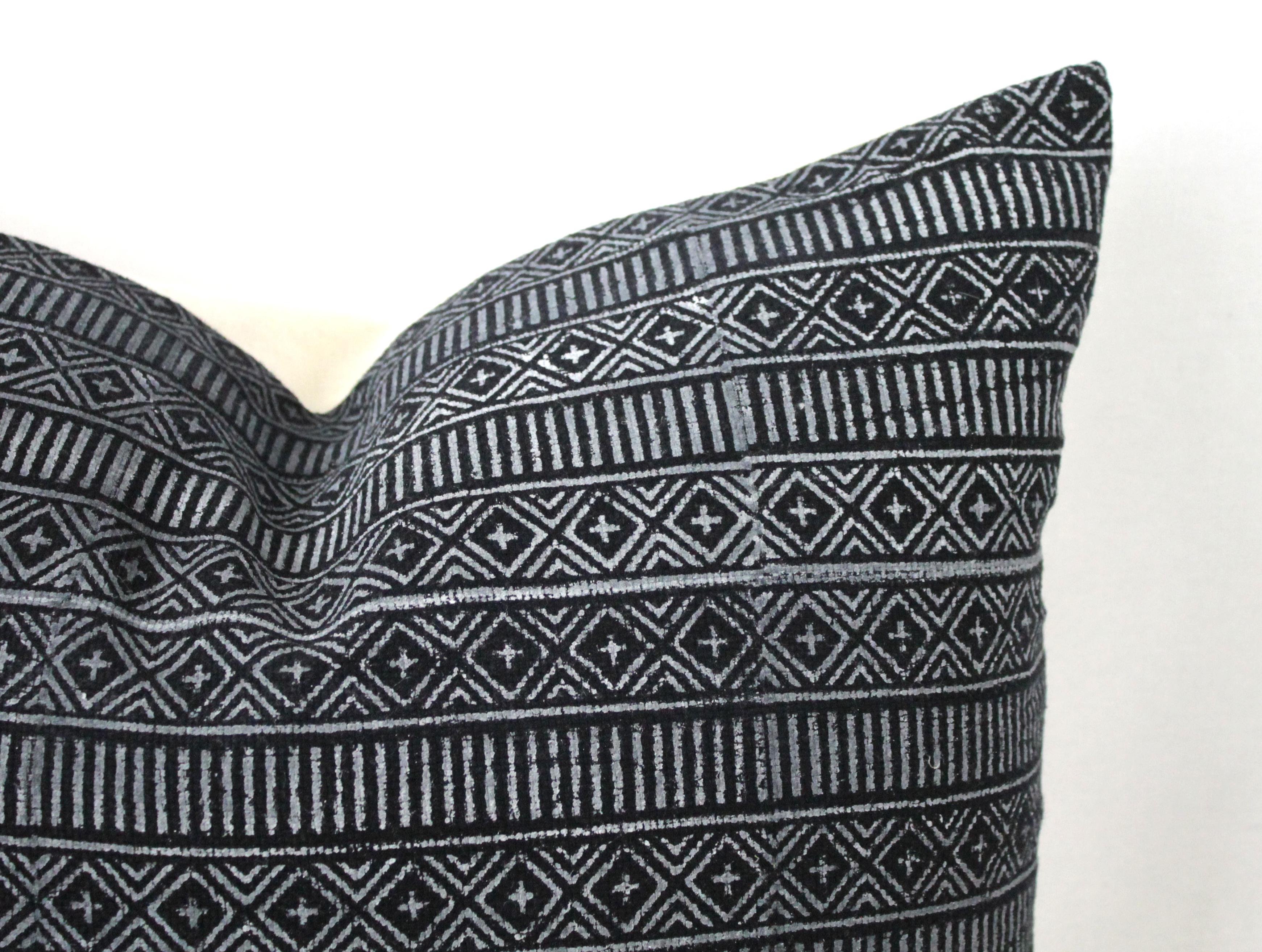 Black and Off-White Geometric Style Pillows For Sale 9