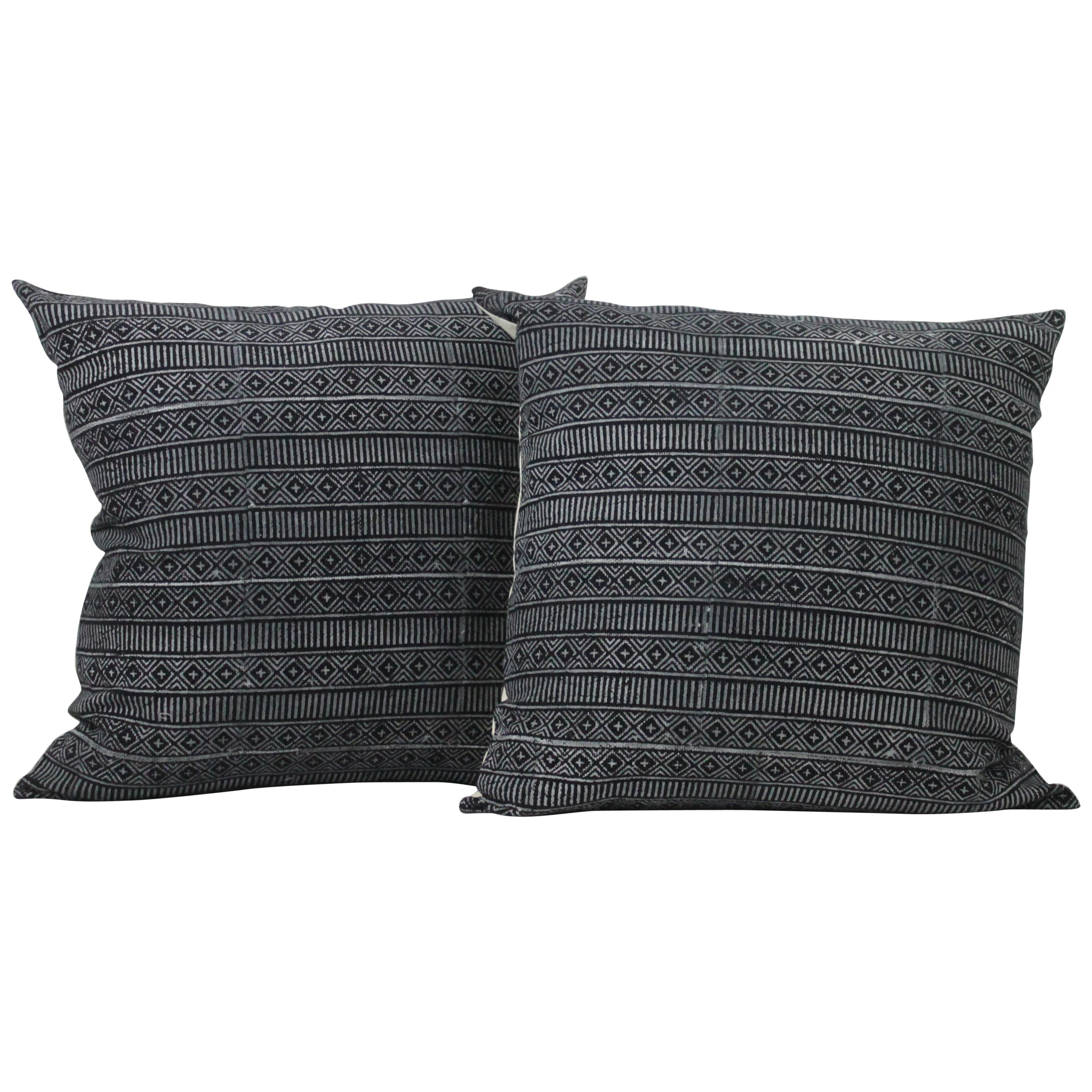 Black and Off-White Geometric Style Pillows For Sale