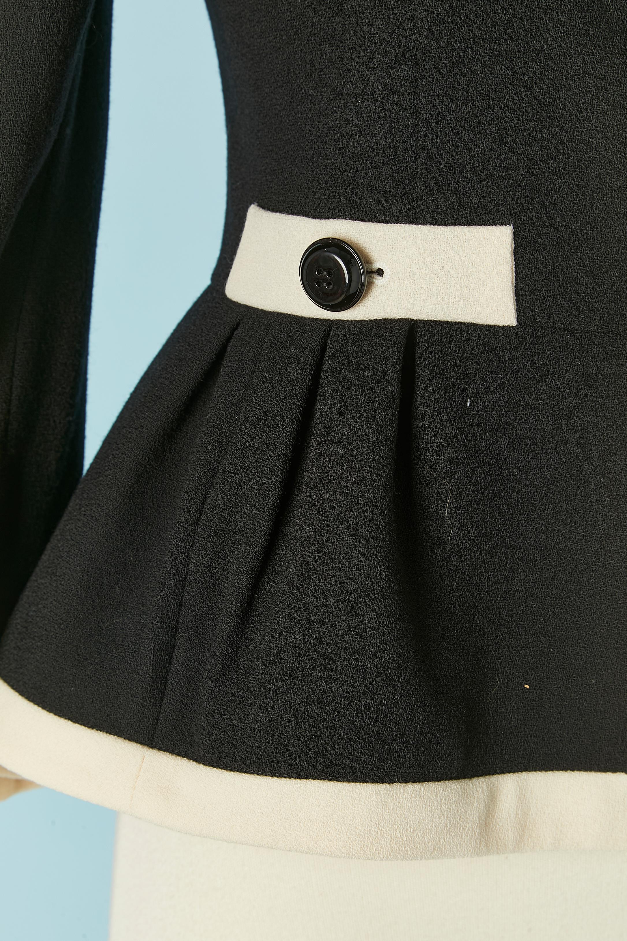 Black and off-white single breasted jacket MOSCHINO CHEAP AND CHIC In Excellent Condition For Sale In Saint-Ouen-Sur-Seine, FR