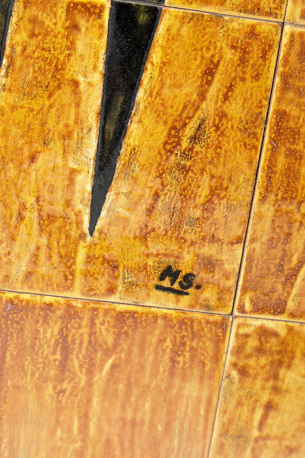 Fin du 20e siècle Table basse en céramique noire et orange conçue par Michalinka Stuart, 1970 en vente