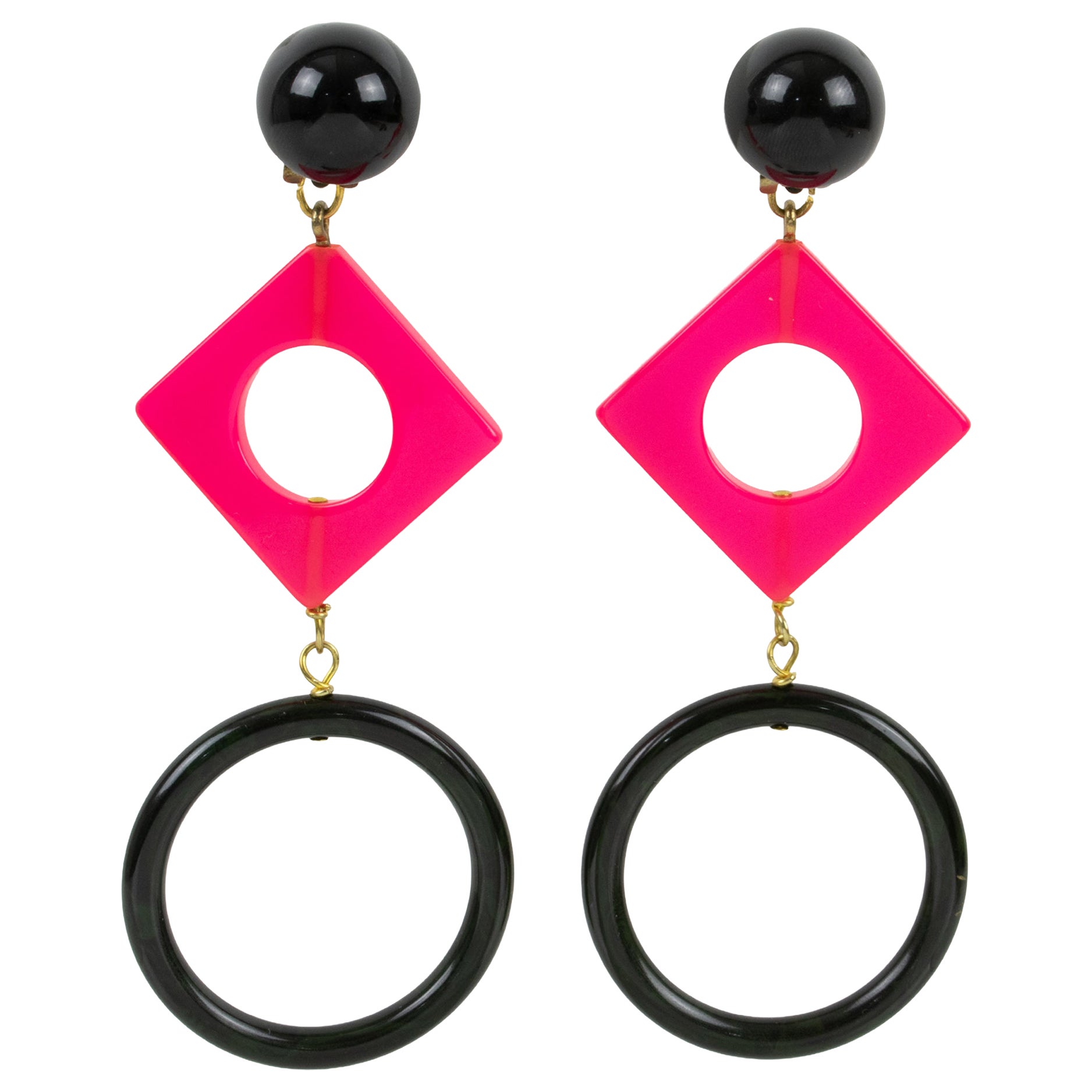 Schwarze und rosa Bakelit Ohrringe mit extra langem Ohrring im Angebot