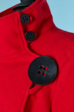 Cappotto doppiopetto nero e rosso Jean-Charles de Castelbajac