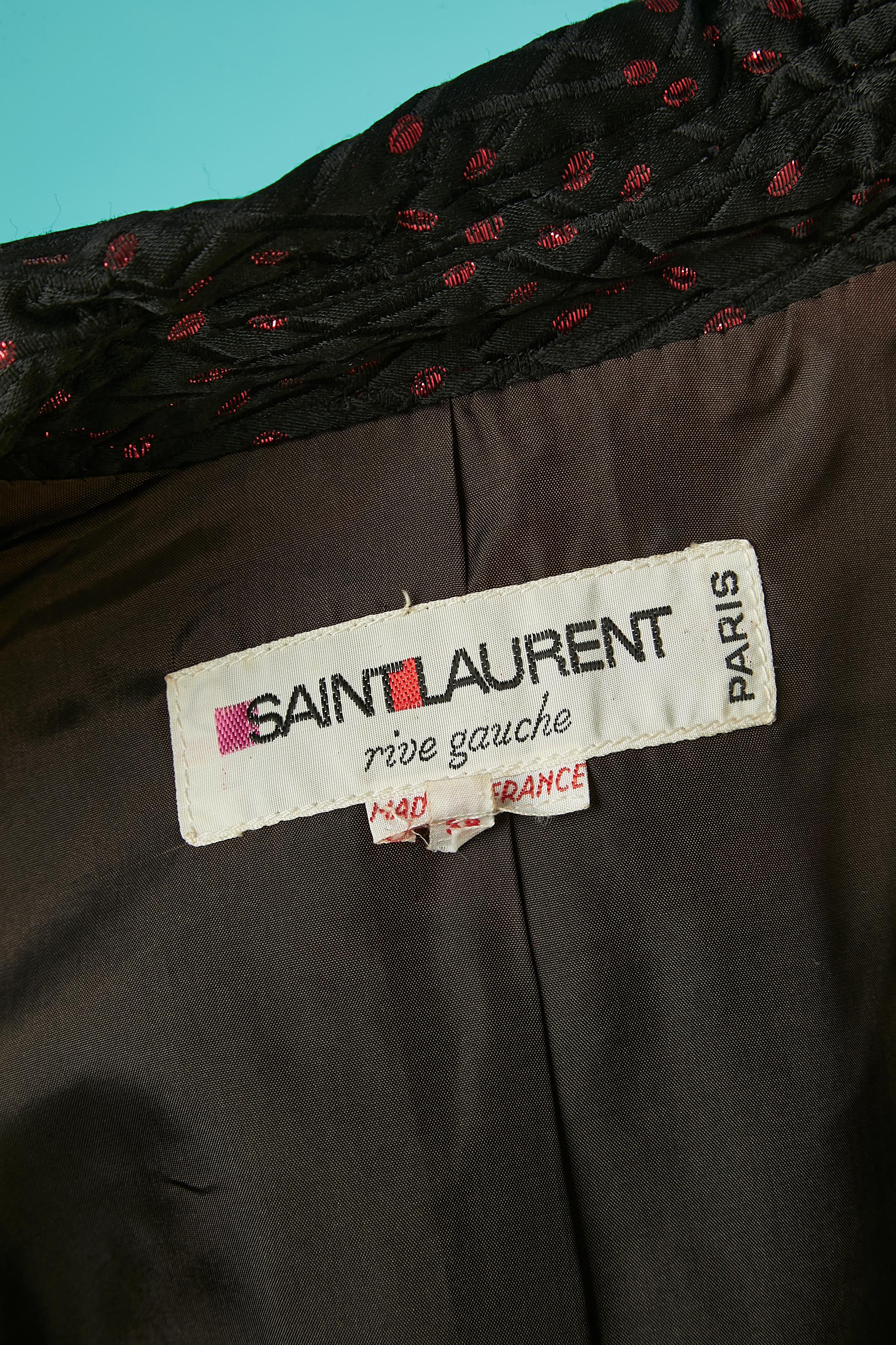 Schwarzes und rotes Lurex-Jacquard-Hemd Saint Laurent Circa 1970er Jahre  im Angebot 3