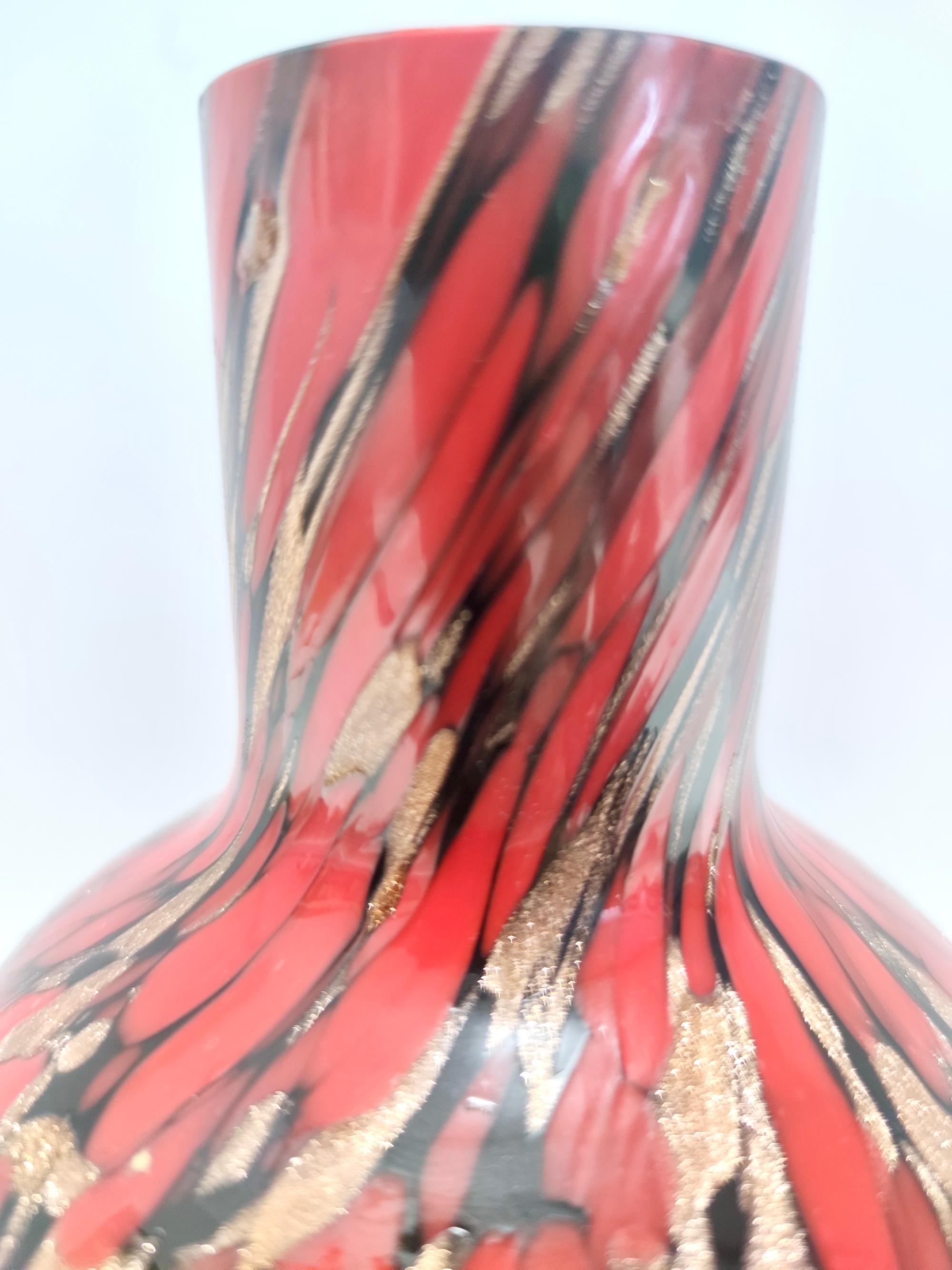 Vasen aus schwarzem und rotem Muranoglas von Vincenzo Nason mit Bronze-Aventurin-Glas im Angebot 5