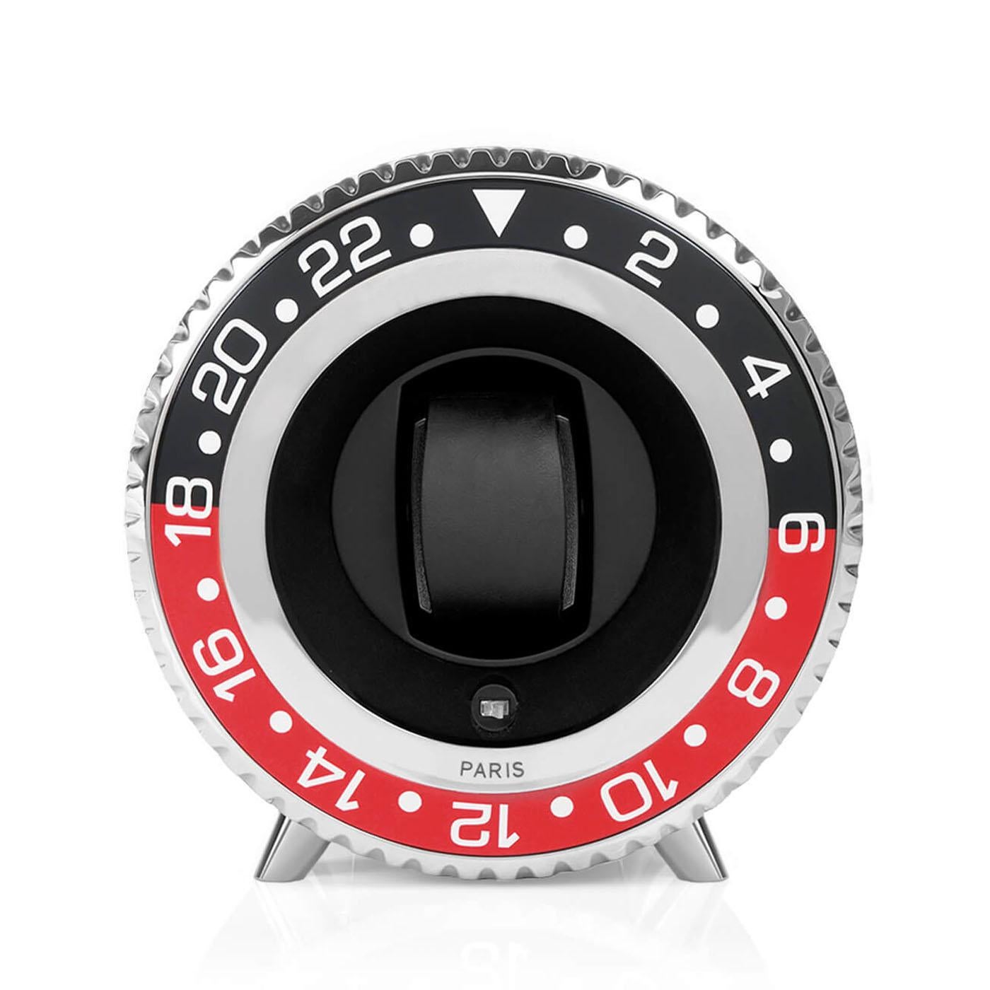 Watch winder black and red notched with bezel in black and red aluminium,
structure in aluminium in nickel finish. Rotating small case for automatic watches
covered with notched blackened aluminium in nickel finish. Integrated watch
winder with a