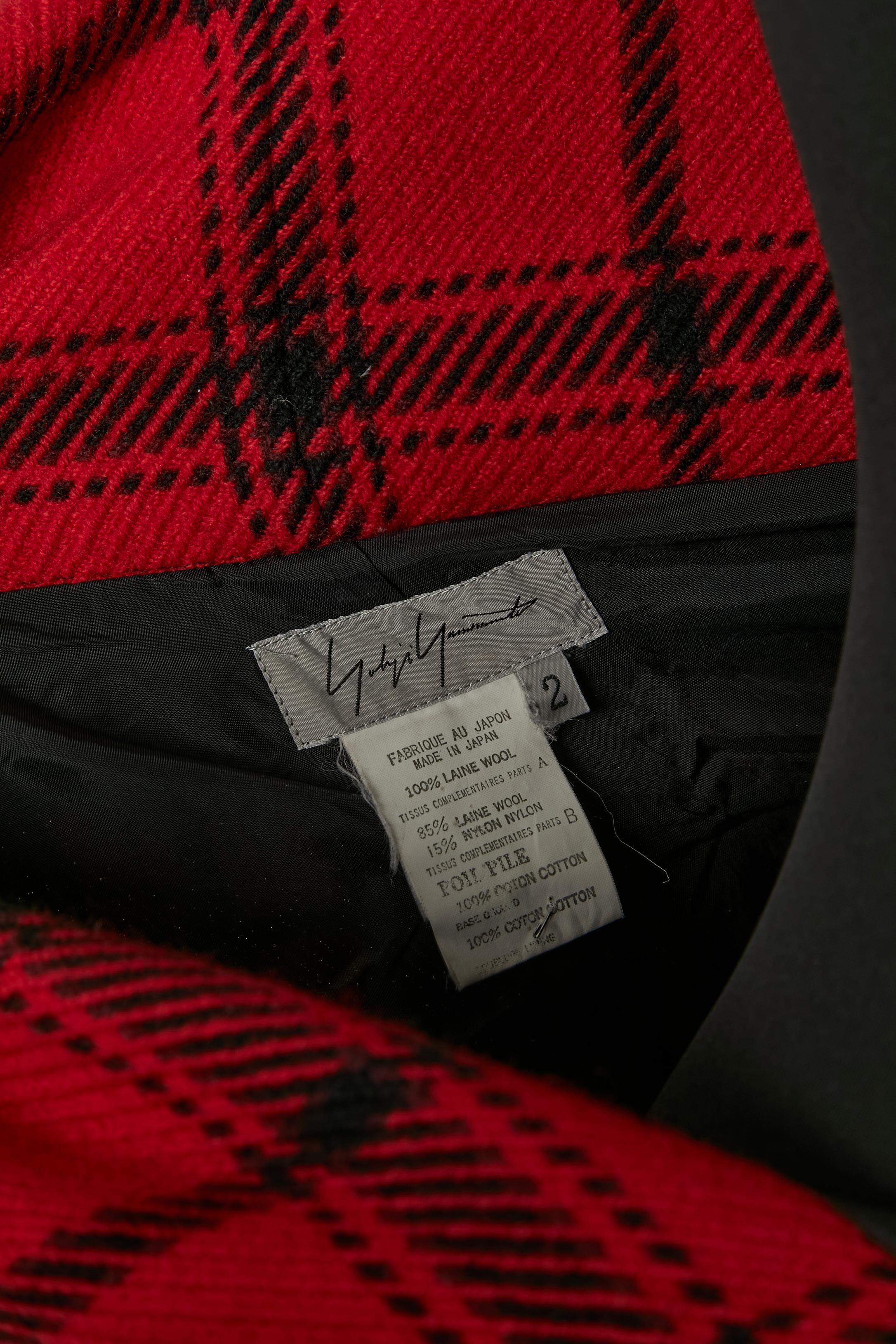 Schottenkaro-Latzhose aus schwarzer und roter Wolle YOHJI YAMAMOTO im Angebot 1