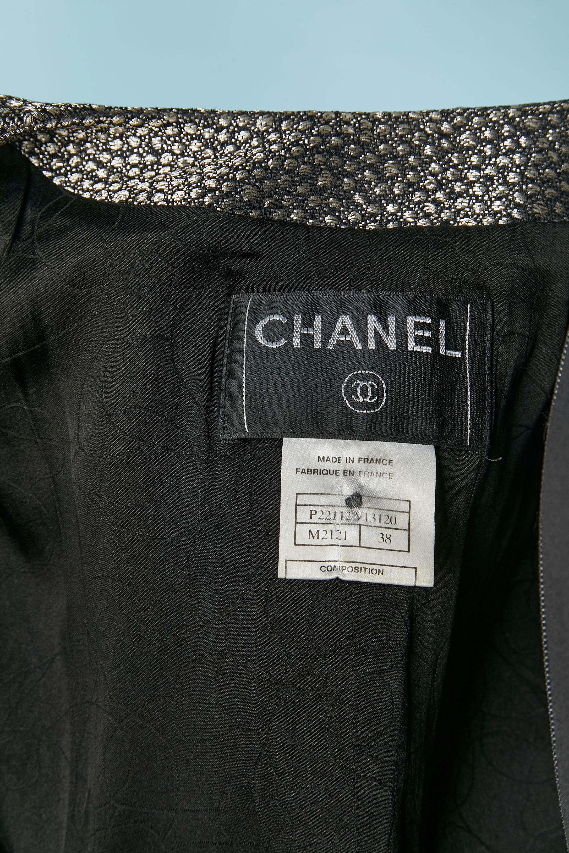 Giacca jacquard in lurex nero e argento da un bordo all'altro CHanel in vendita 4