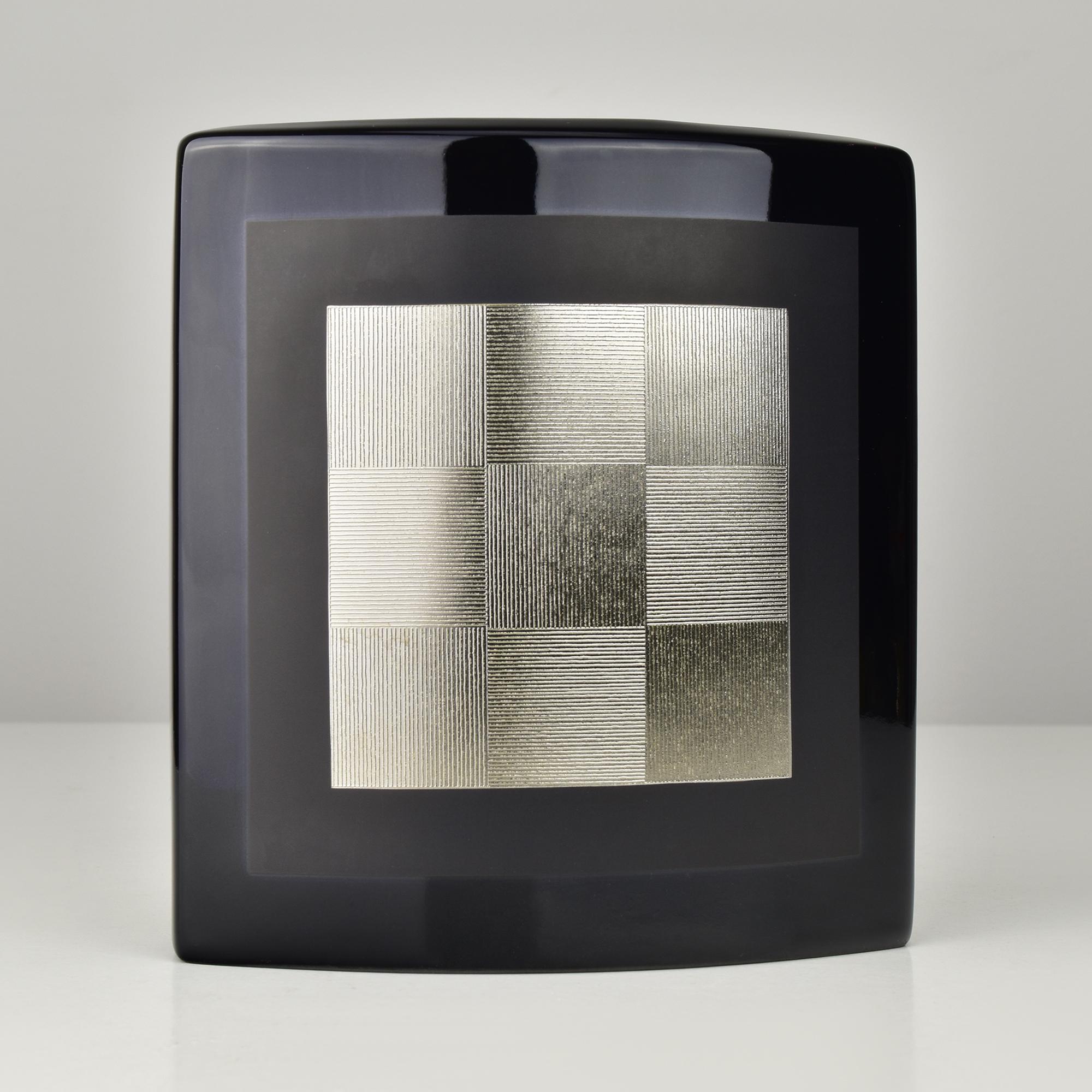 Dipinto a mano Vaso in porcellana nero e argento di H. Dressler per Rosenthal, Germania in vendita