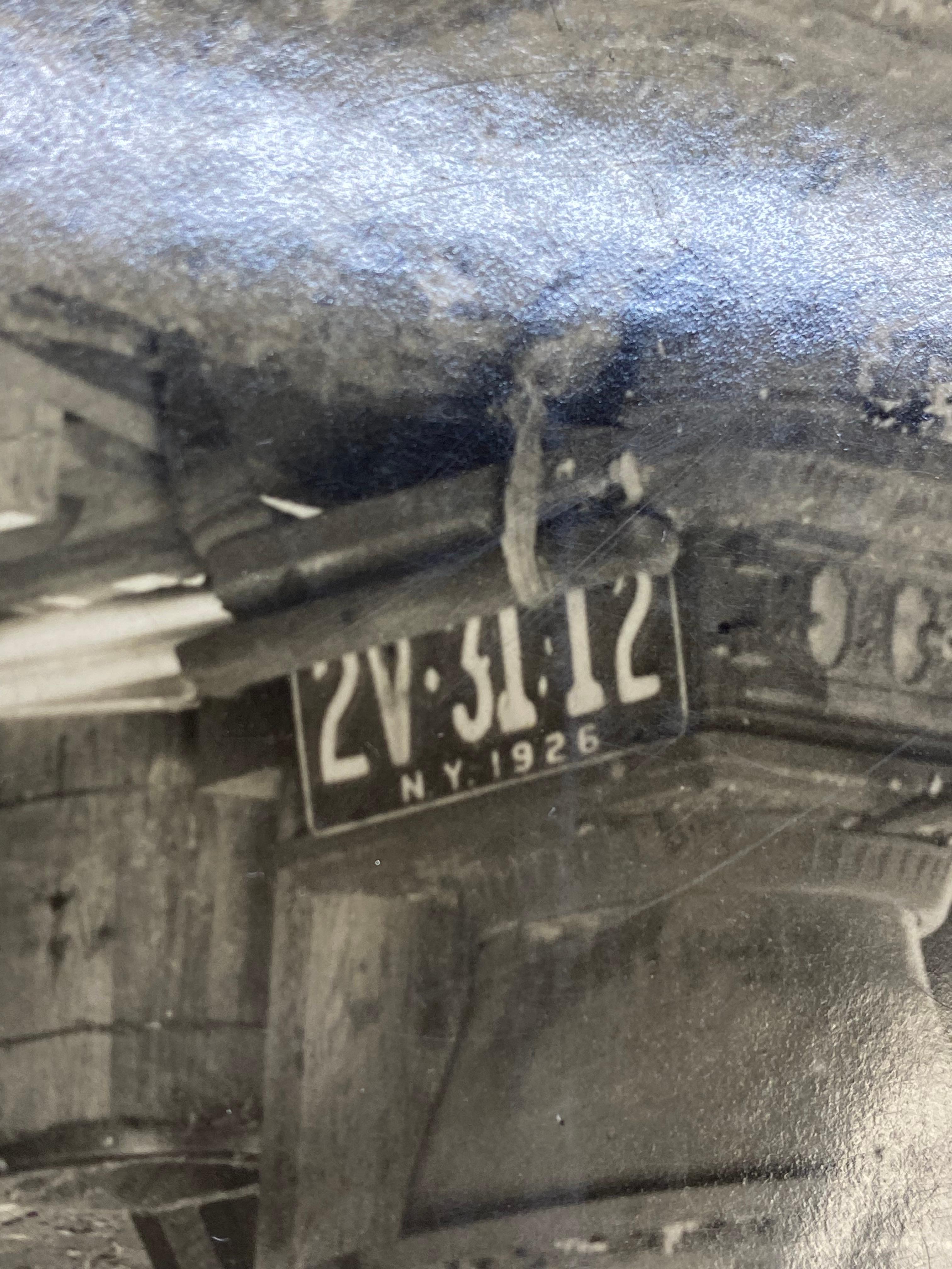 Foto en blanco y negro de los años 20 de un taller de construcción de barcos de Nueva York Papel en venta