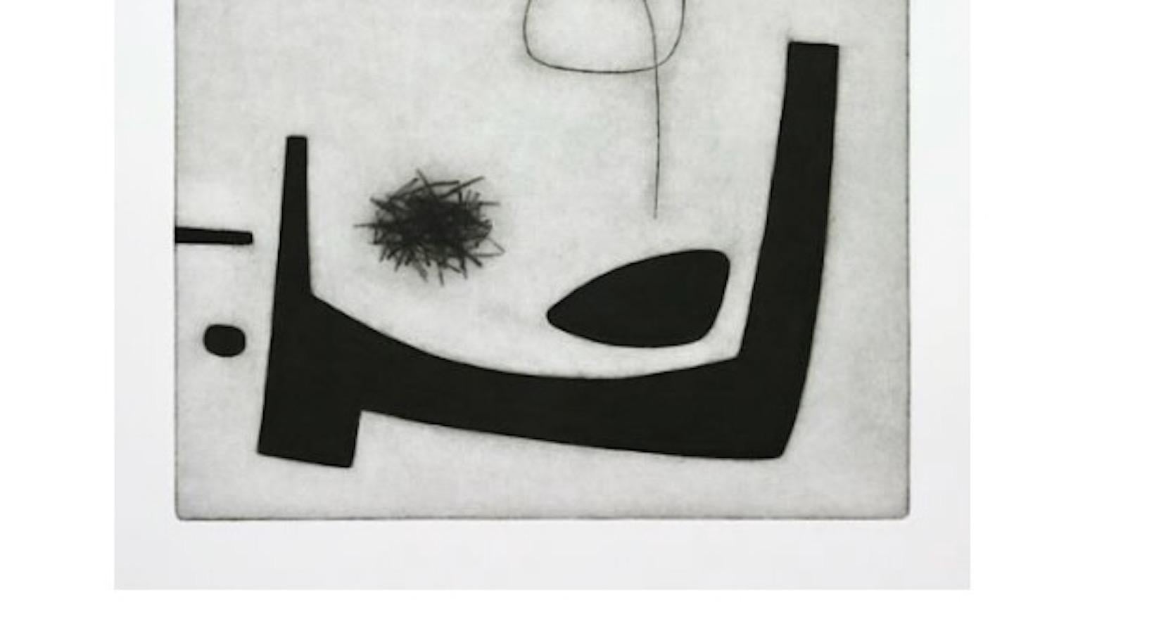 Abstrakte Schwarz-Weiß-Radierung von Oliver Gaiger, England, zeitgenössisch (Englisch) im Angebot