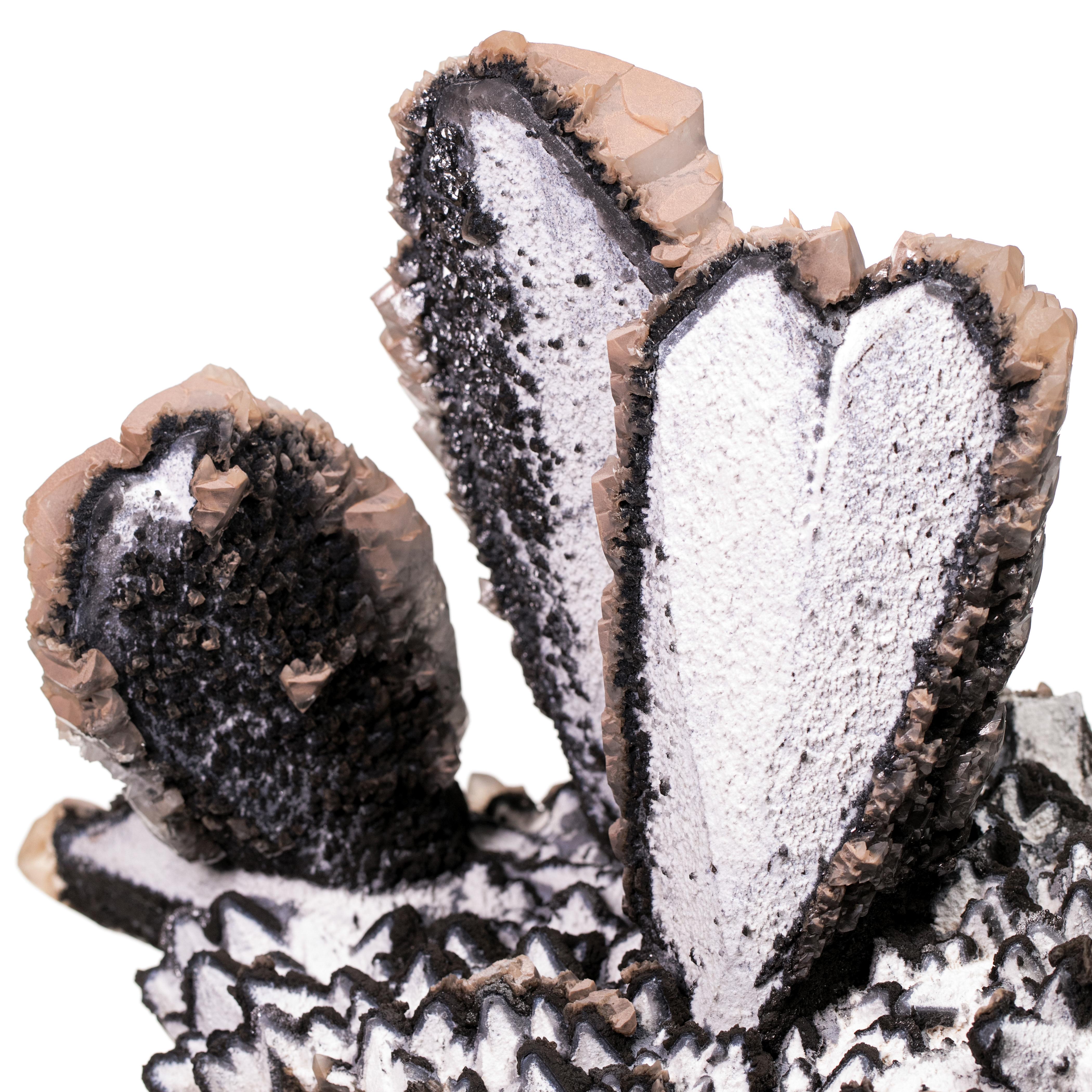 Mexican Black and White Calcite Heart Twin Mineral Specimen, Palmarejo, Mexico For Sale