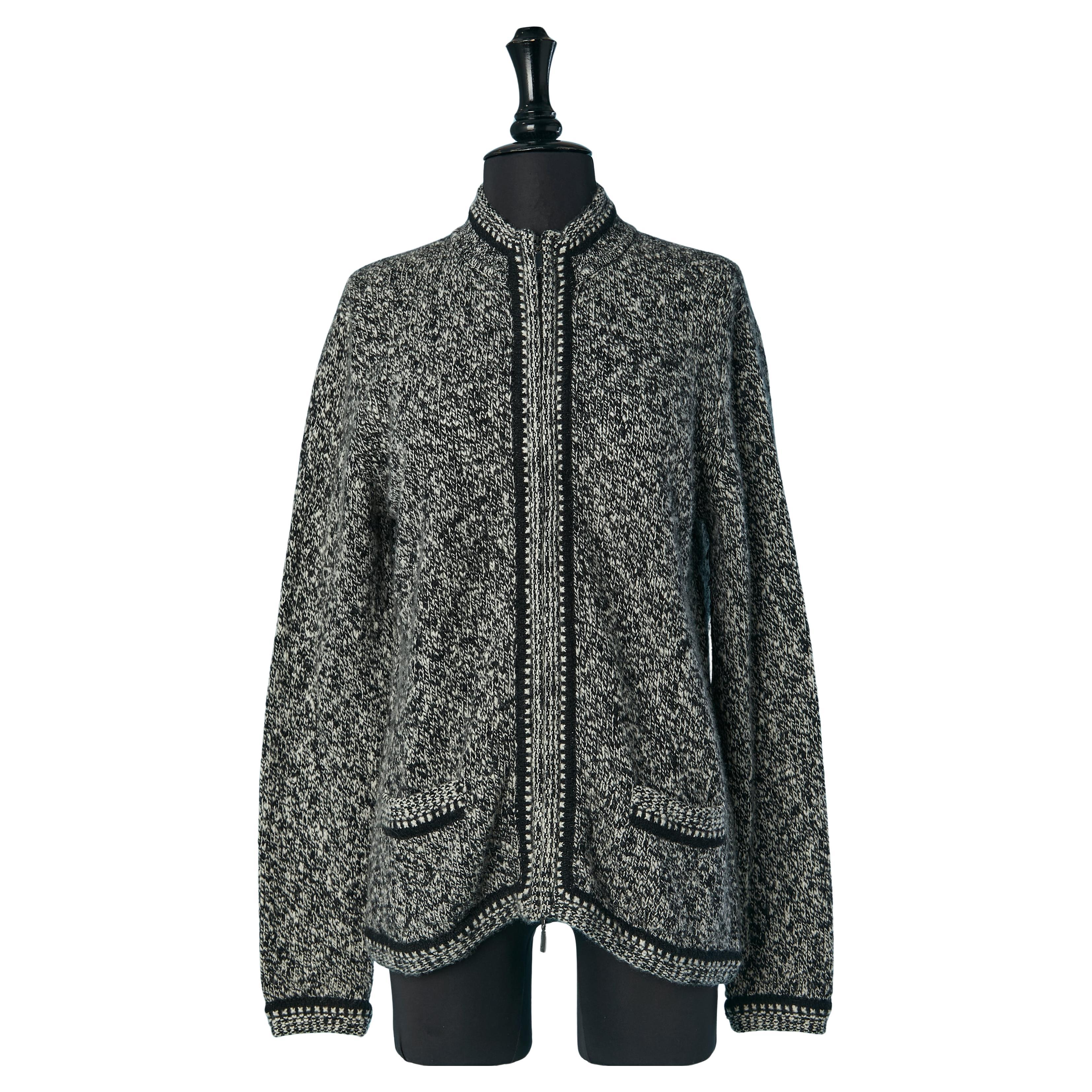 Cardigan en maille chinée de cachemire noir et blanc avec fermeture éclair CHANEL FW 2005