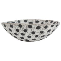 Black and White Ceramic Bowl, Coupe à Pois