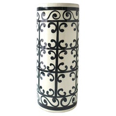Black and White Ceramic Umbrella Stand