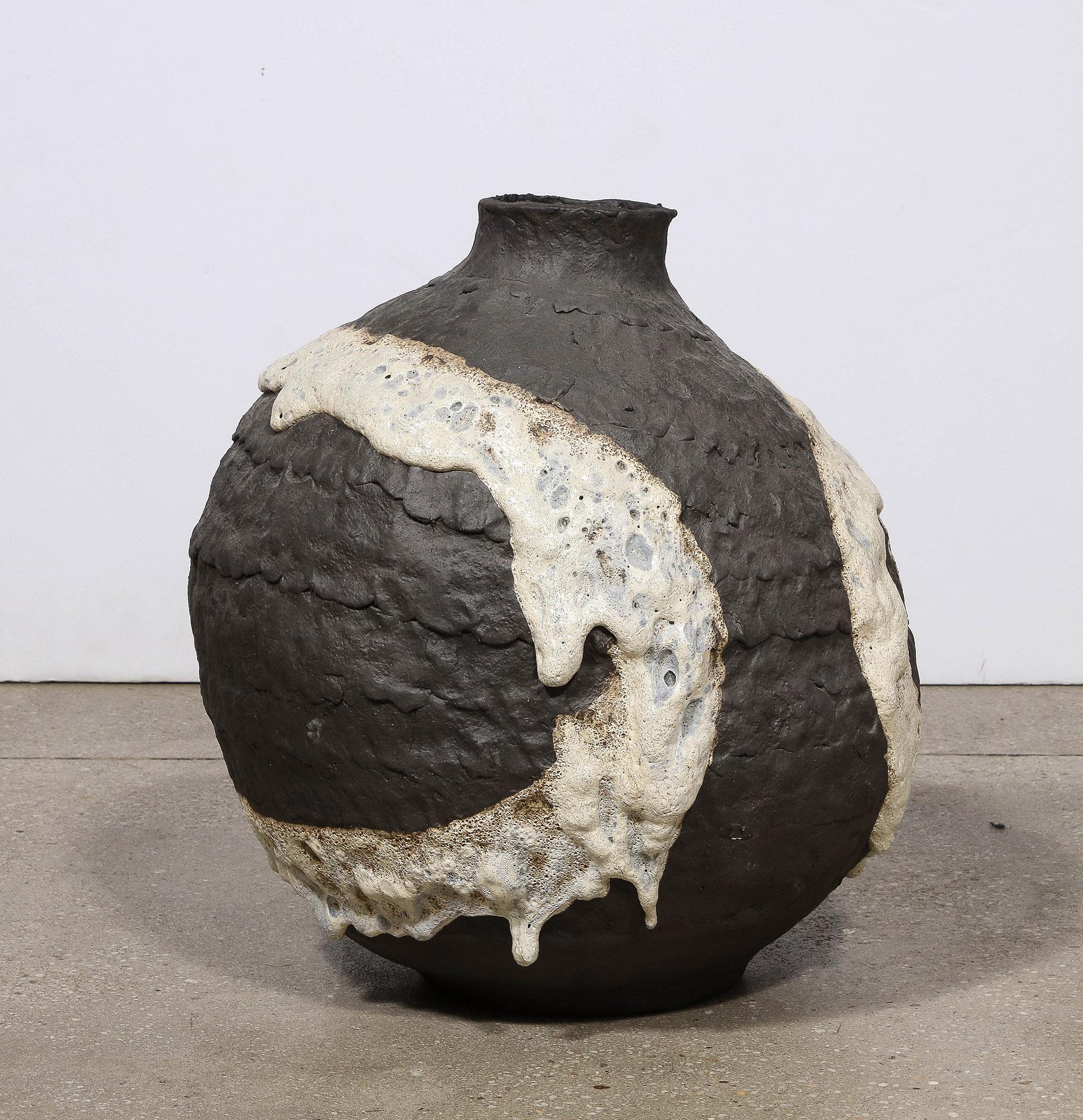 Glazed Black and White Ceramic Vase by Shizue Imai For Sale