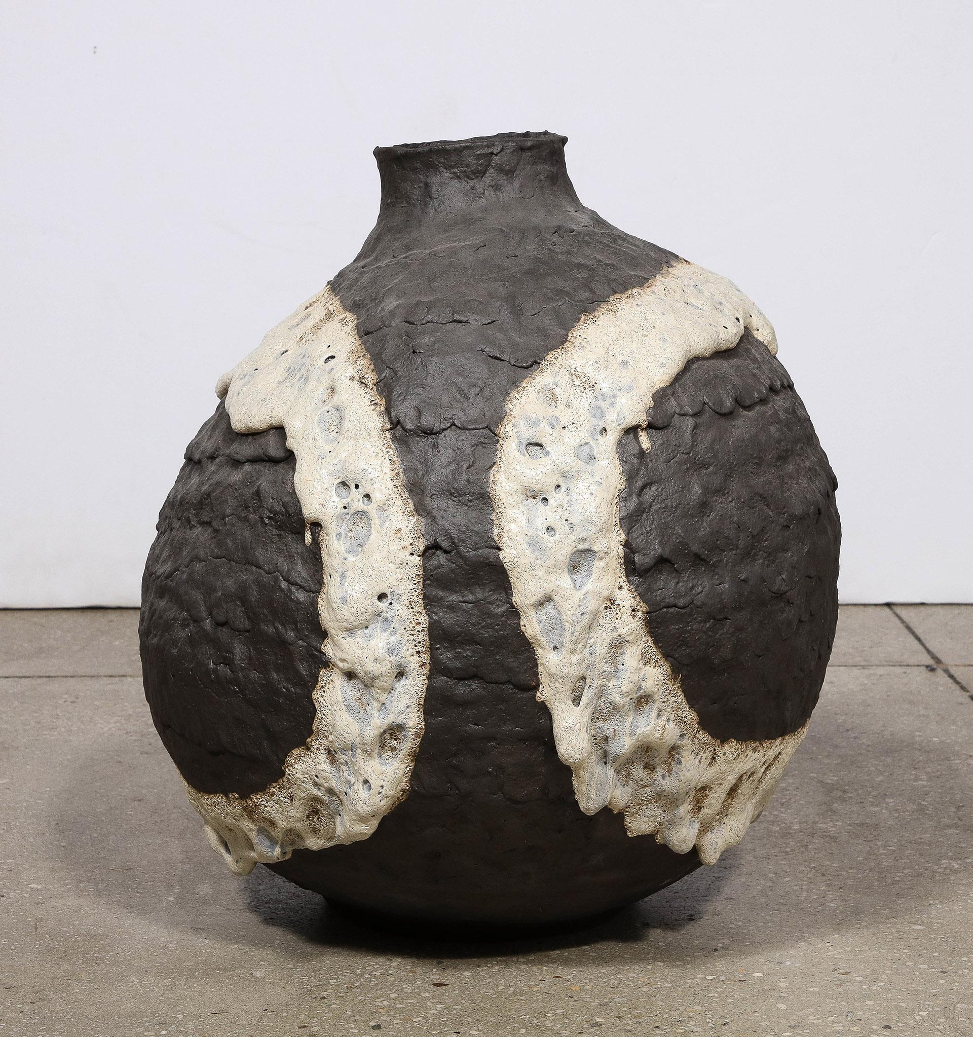 Contemporary Black and White Ceramic Vase by Shizue Imai For Sale
