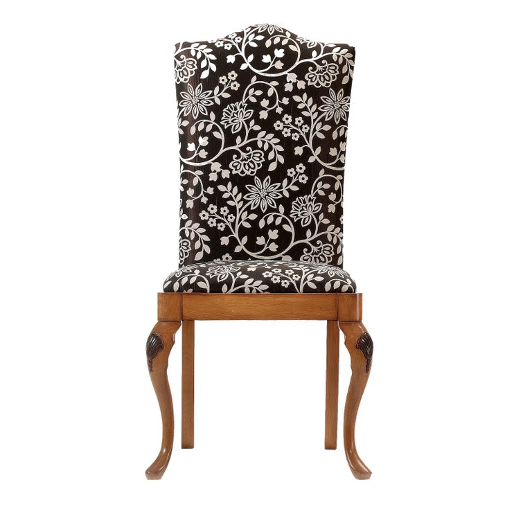 Black and White Chair For Sale at 1stdibs