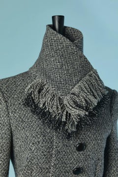 Giacca doppiopetto in chiné bianco e nero con colletto con frange Balenciaga