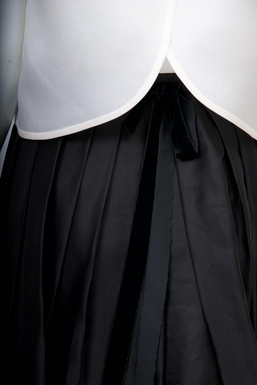 Black and White Cocktail Ensemble, att. Geoffrey Beene im Angebot 2