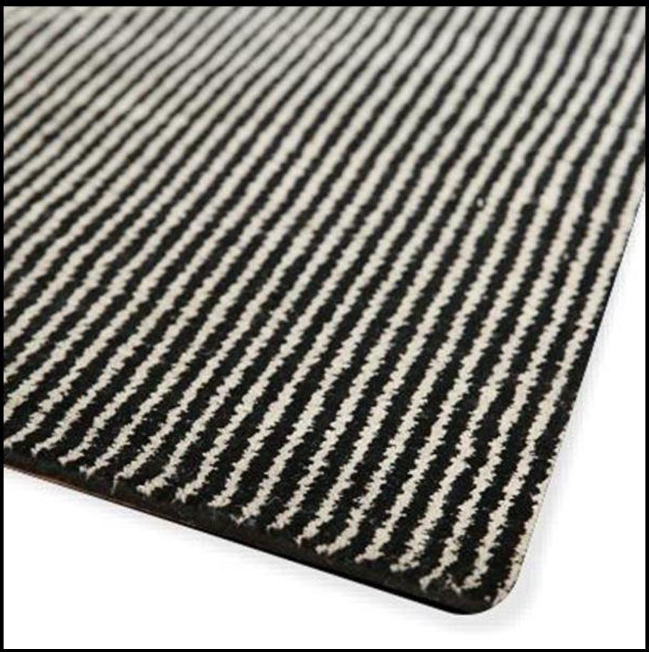 Black and White Contemporary Wool Area Rug For Sale 1