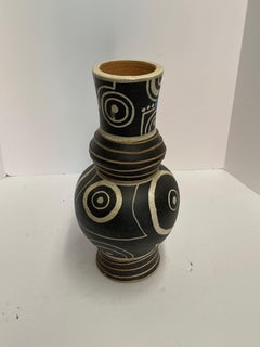 Chinese Black and White Tribal Pattern Vase, 8.5" Diameter