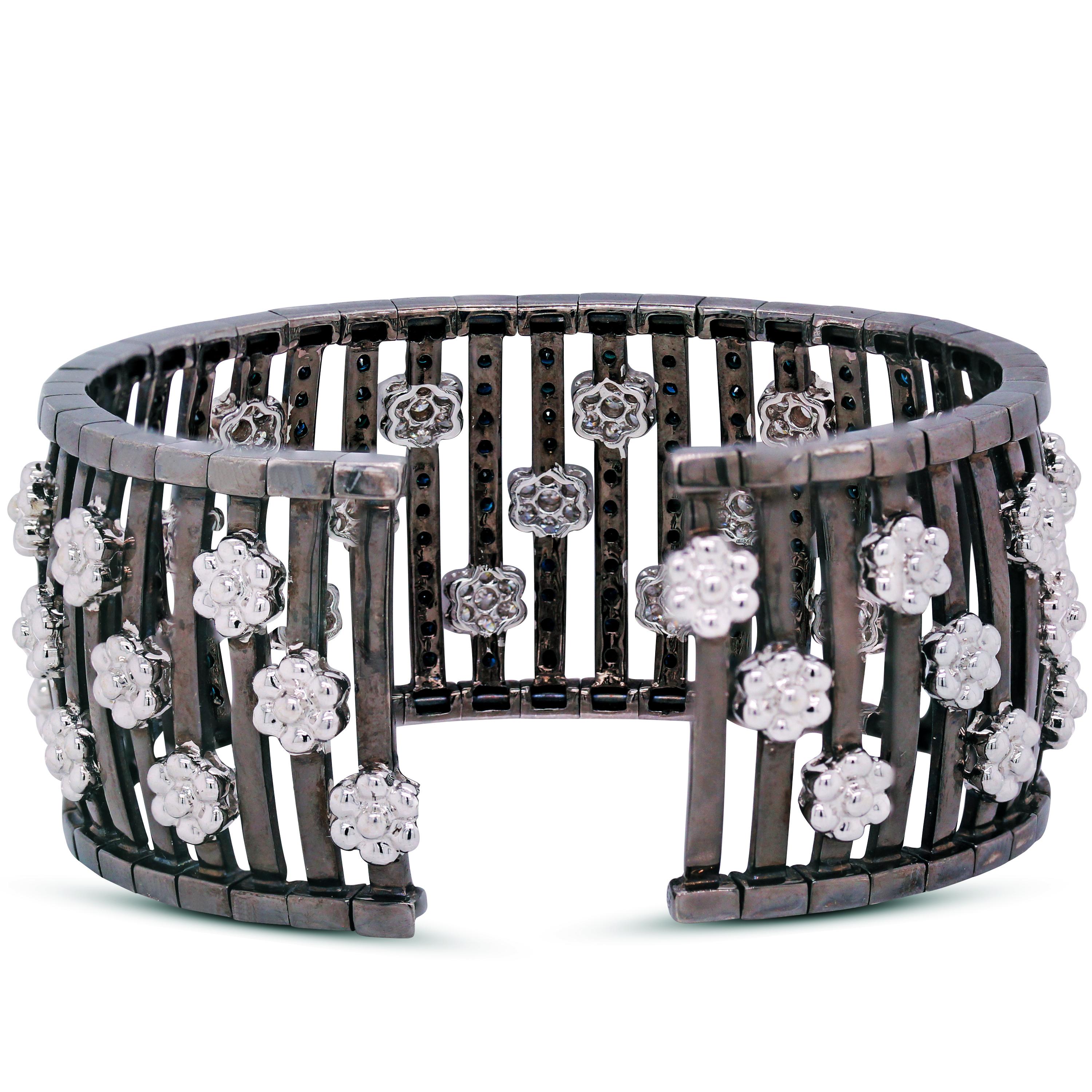 Black and White Diamond Cuff Bracelet with Black Gold In New Condition In Boca Raton, FL