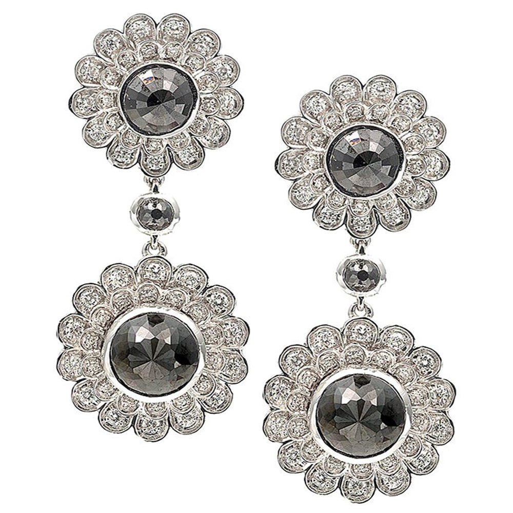 Boucles d'oreilles en goutte déco en forme de fleur en or blanc 20 carats avec diamants noirs et blancs