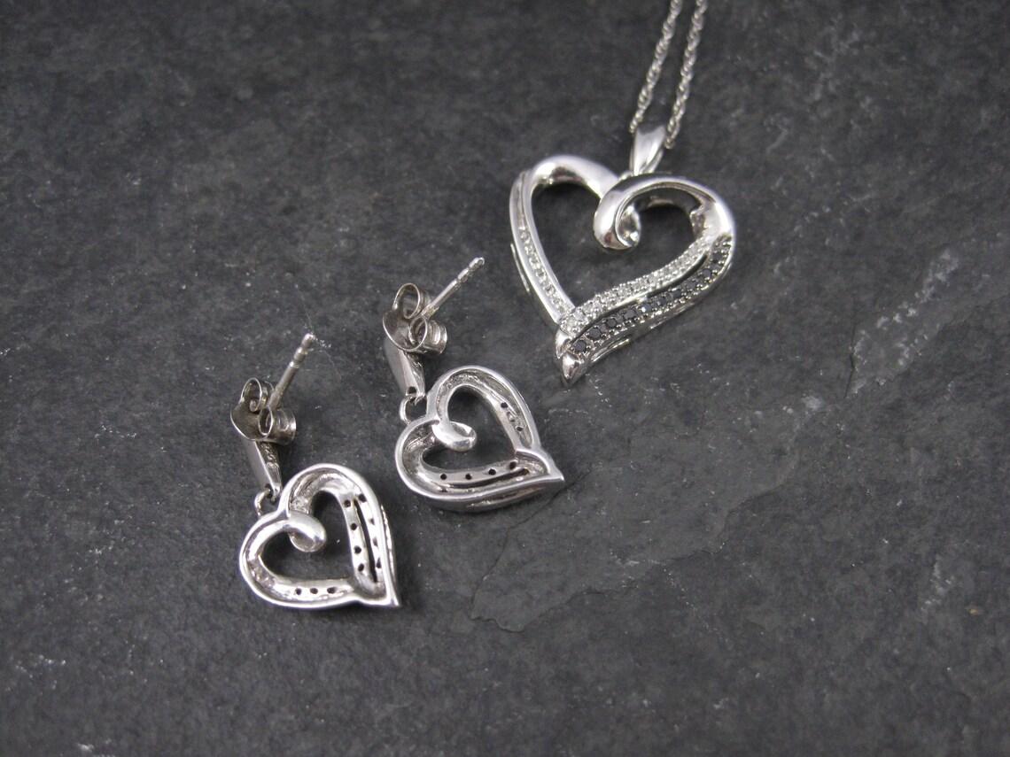 Black and White Diamond Heart Pendant Necklace and Earrings Jewelry Set Sterling For Sale 1
