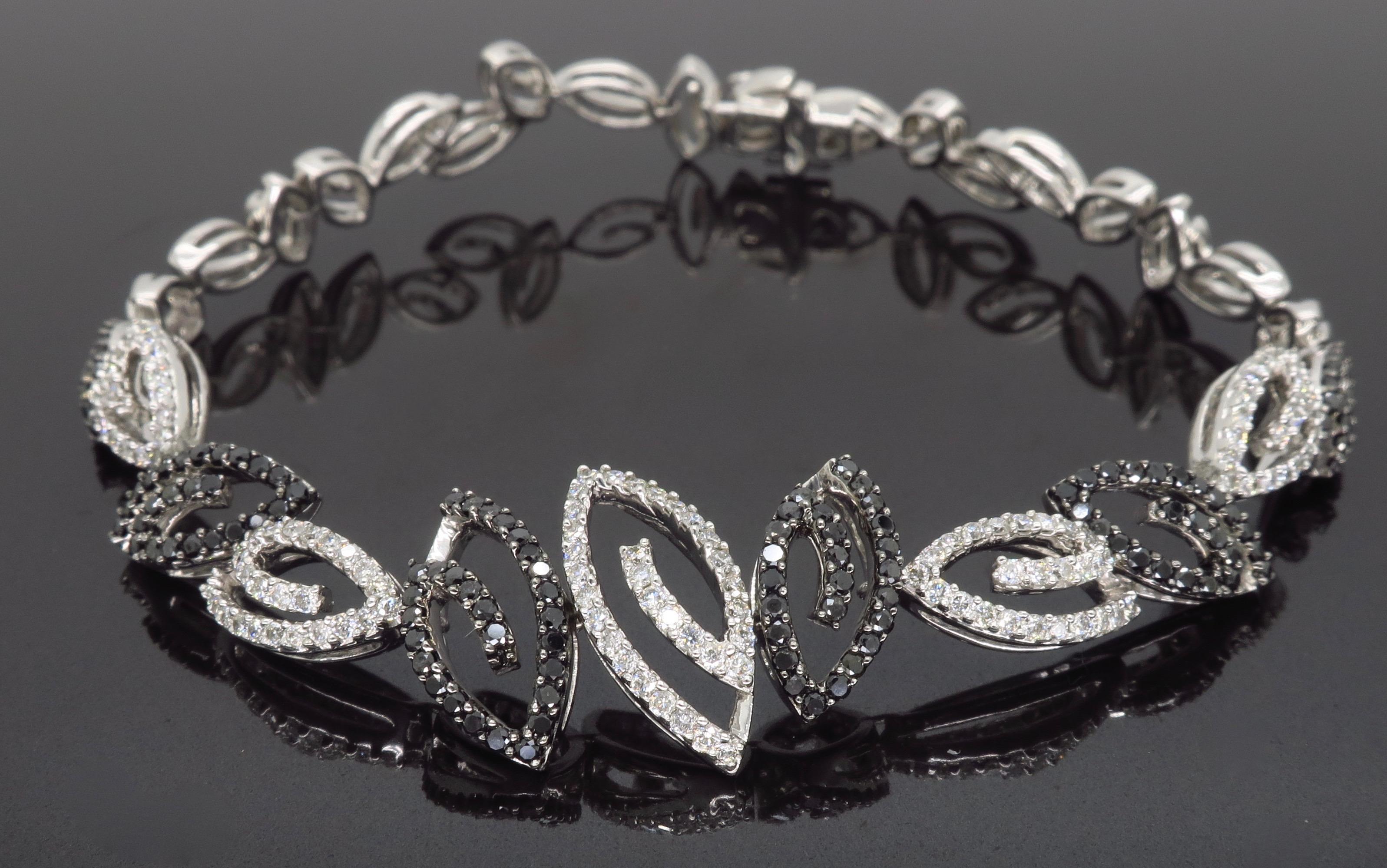 Black and White Diamond Link Bracelet 1