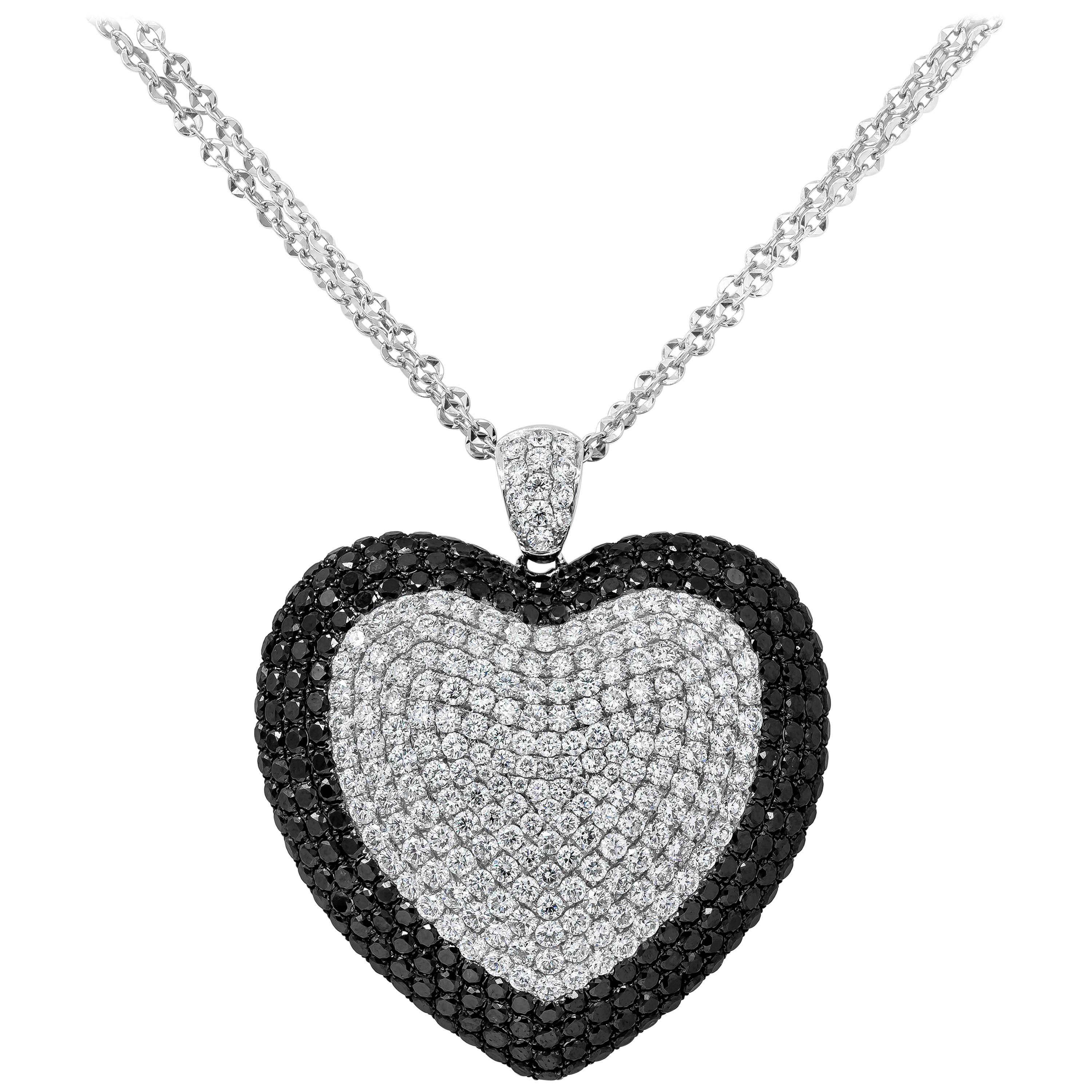 Roman Malakov 17.70 Carats Black & White Round Diamond Heart Pendant Necklace