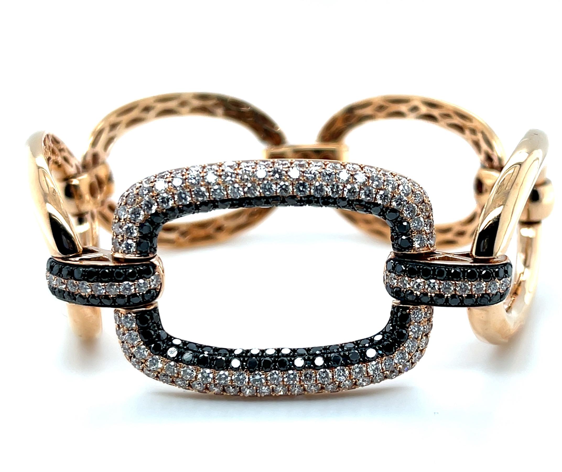 Women's Black and White Diamond Link Bracelet in Rose Gold, 3.52 Carat Total For Sale