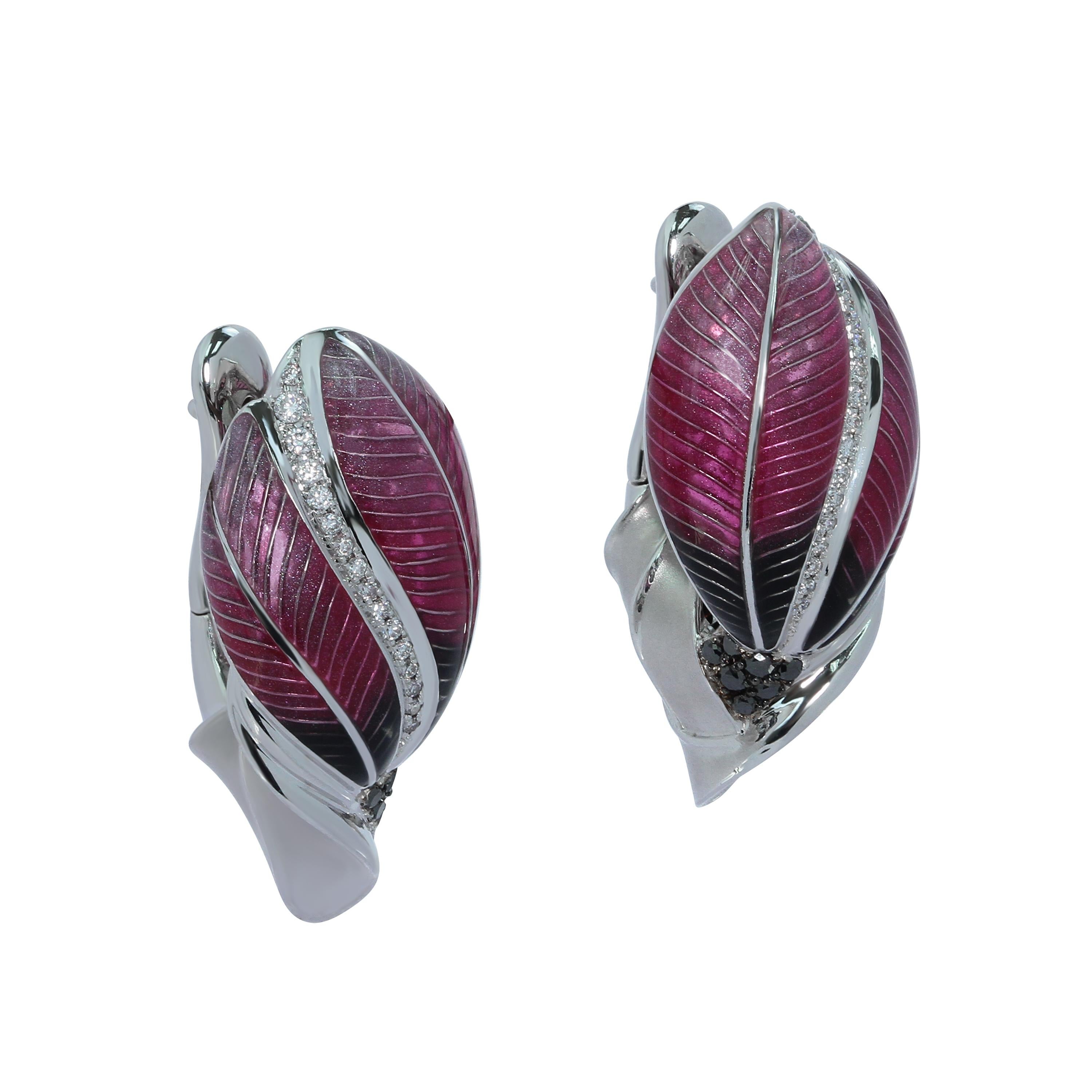 Black and White Diamonds Colored Enamel 18 Karat White Gold Tulip Earrings.
Elegant Tulip Earrings from our 