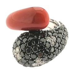 Black and White diamonds, Coral and White Gold Ring