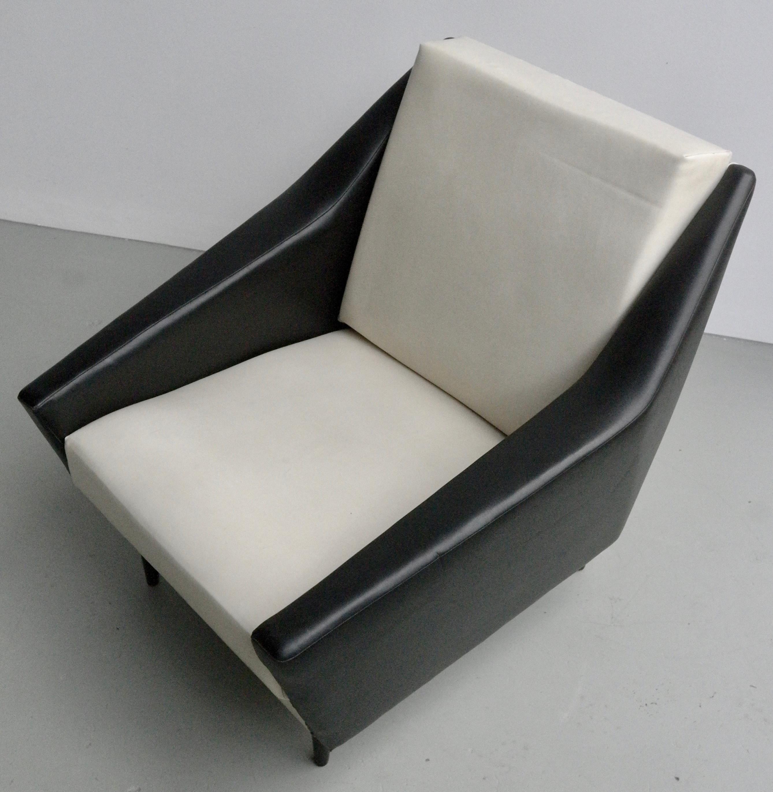 Italian Black and White Distex Style Lounge Chair, Italy, 1950s