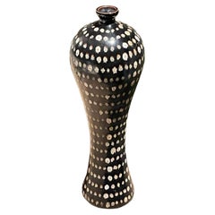 Black And White Dotted Vase, China, Contemporary