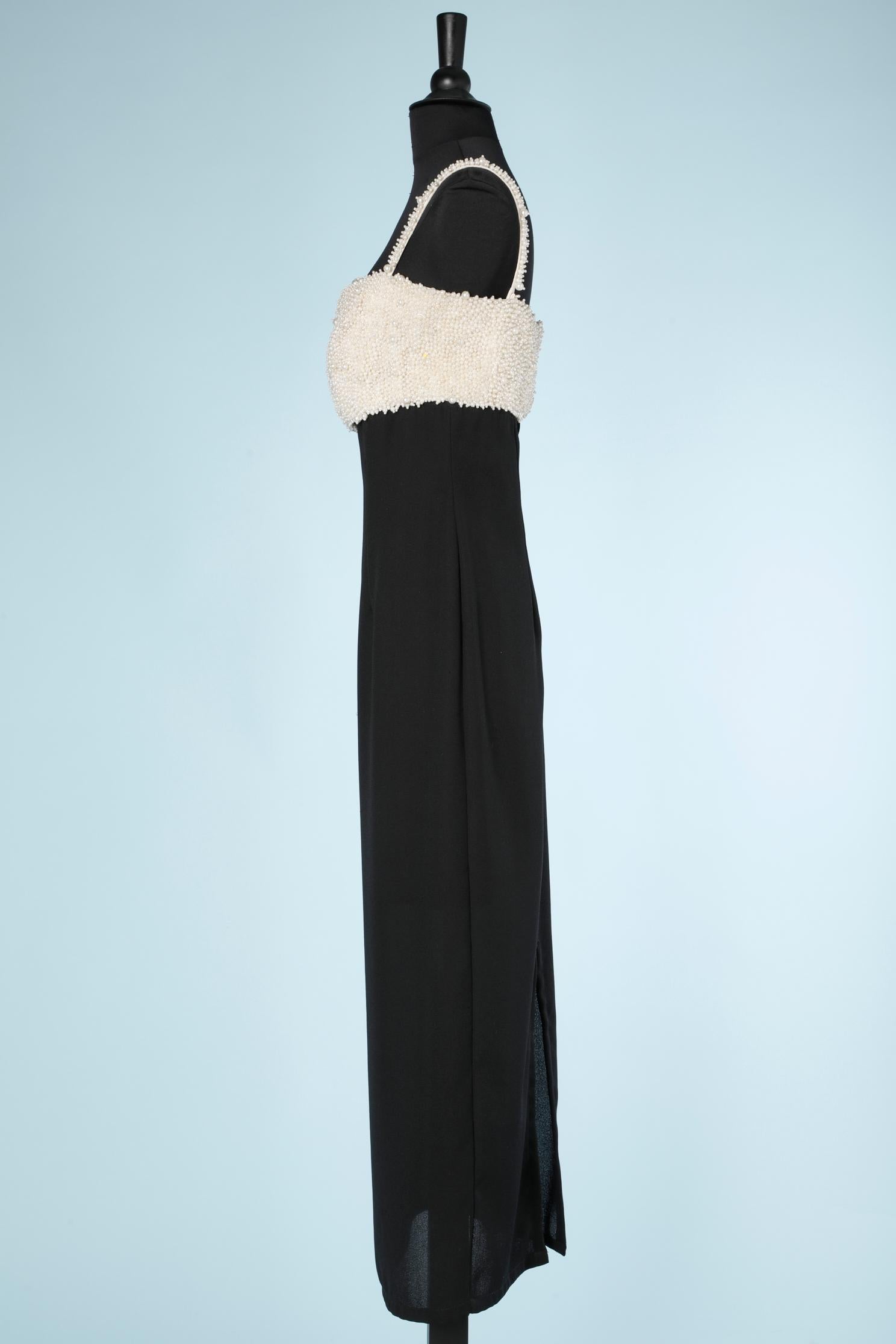 Black and white evening dress with beaded work on the bustier  In Excellent Condition In Saint-Ouen-Sur-Seine, FR