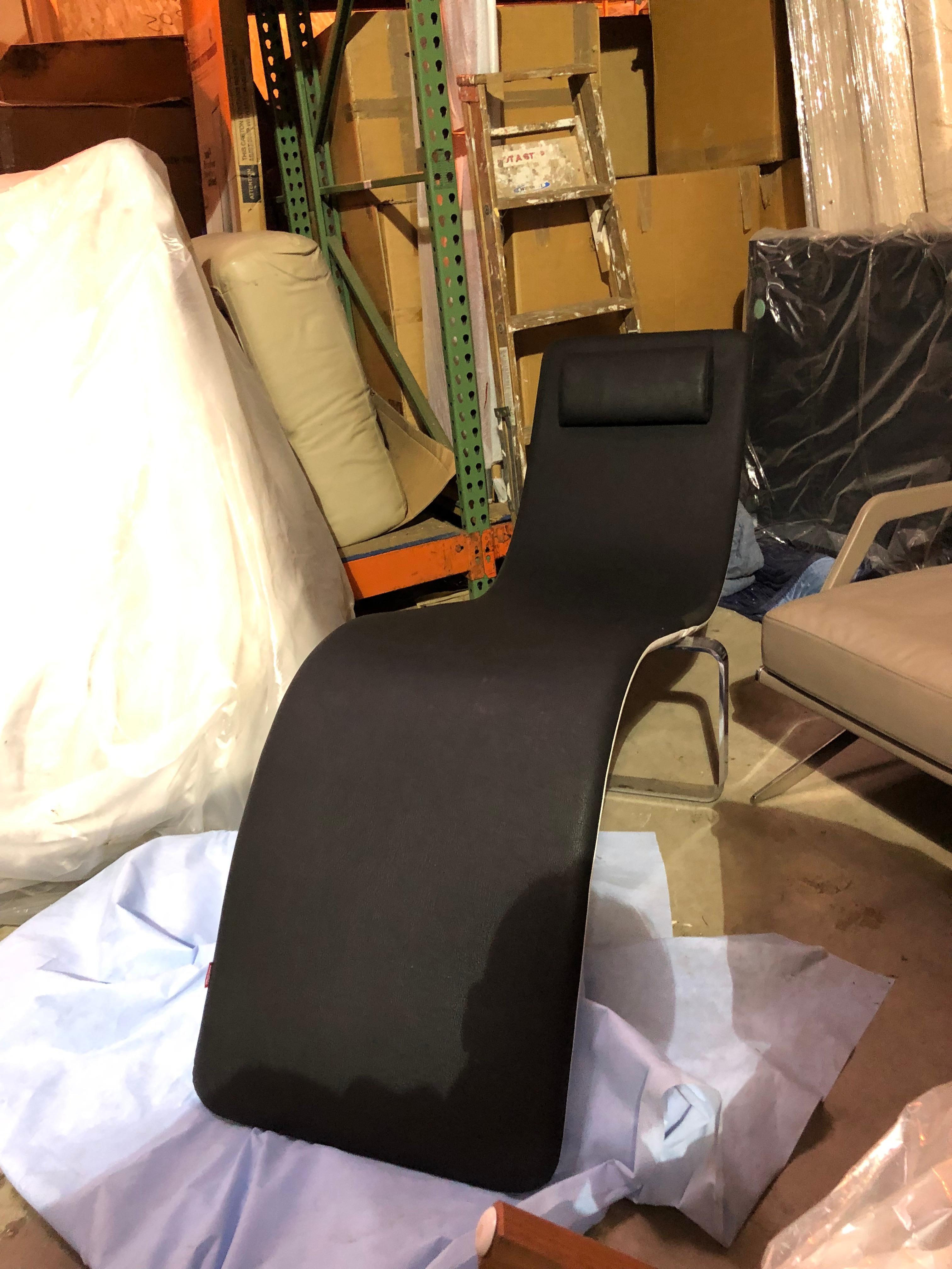 Baleri Schwarz-Weiß Flipt Lounge Chair 1