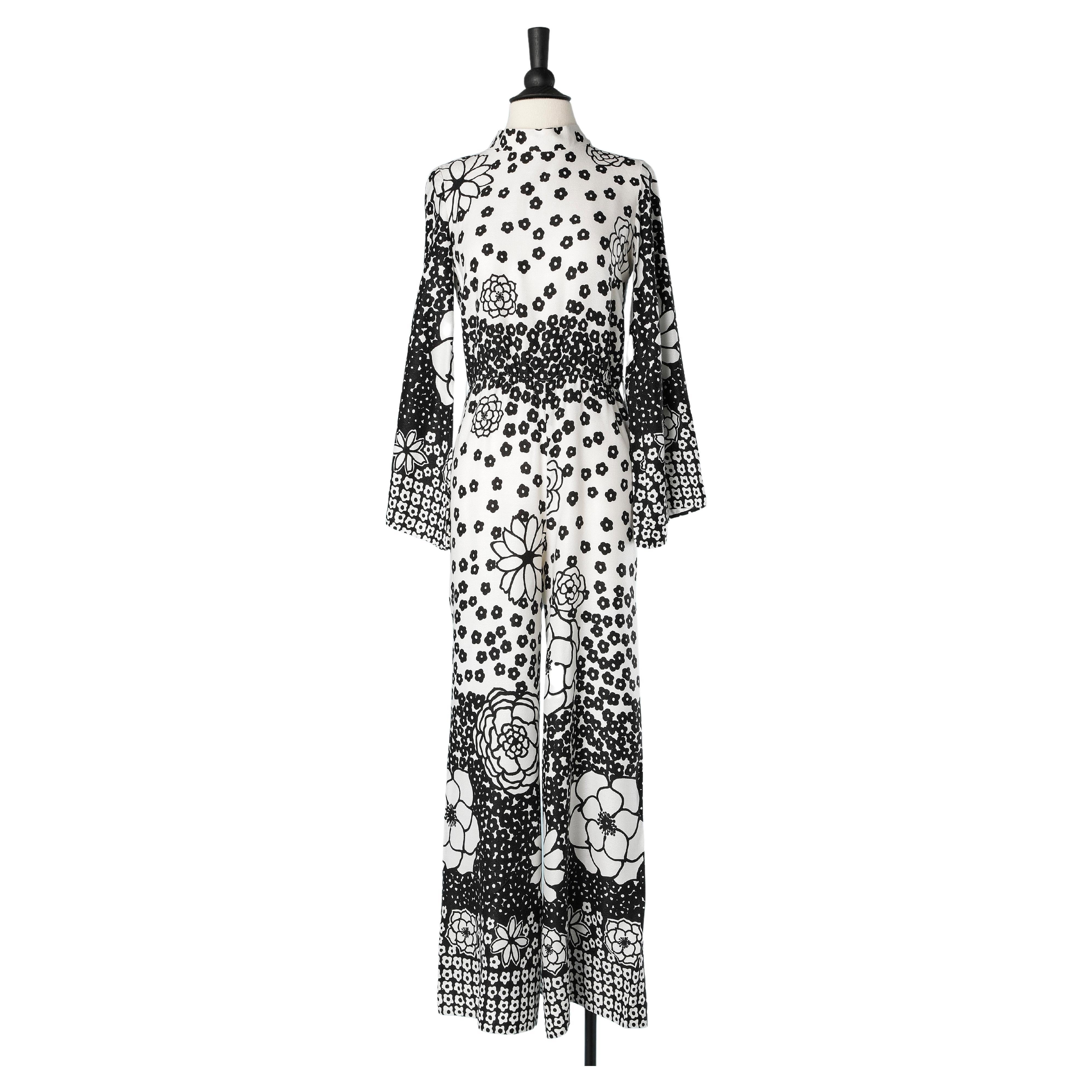 Black and white flowers printed jumpsuit Alex Colman Circa 1970's  For Sale