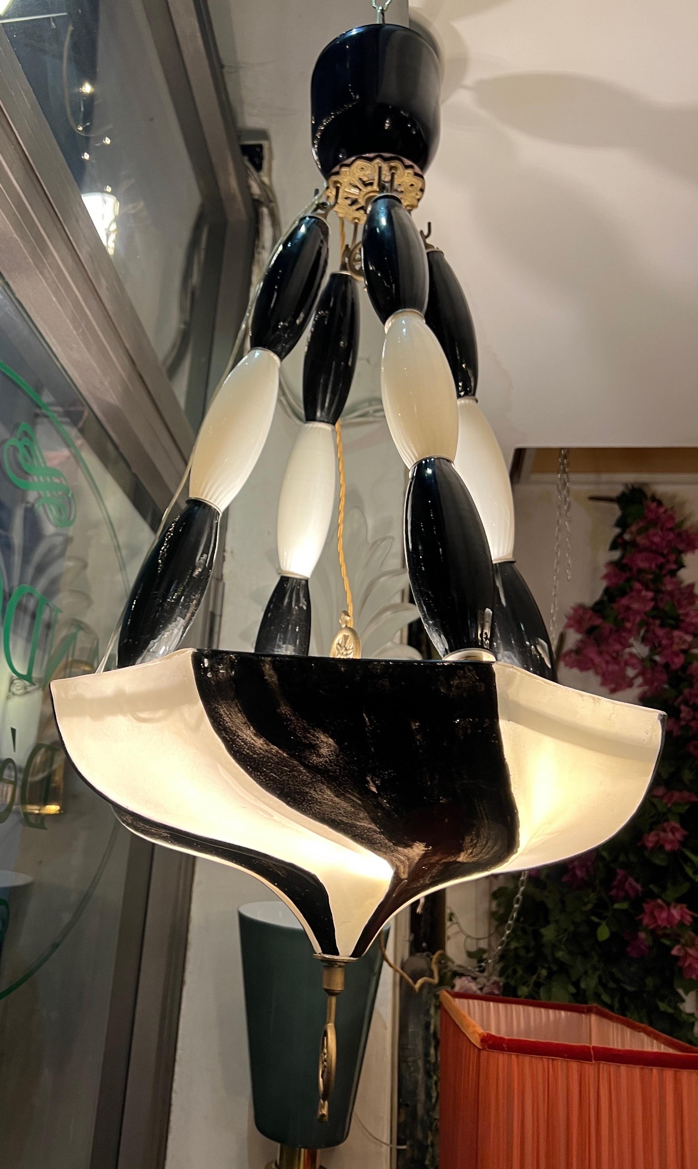 Italian Black and White Fortuny Murano Glass and Bronze Chandelier, Late Deco 1940s For Sale