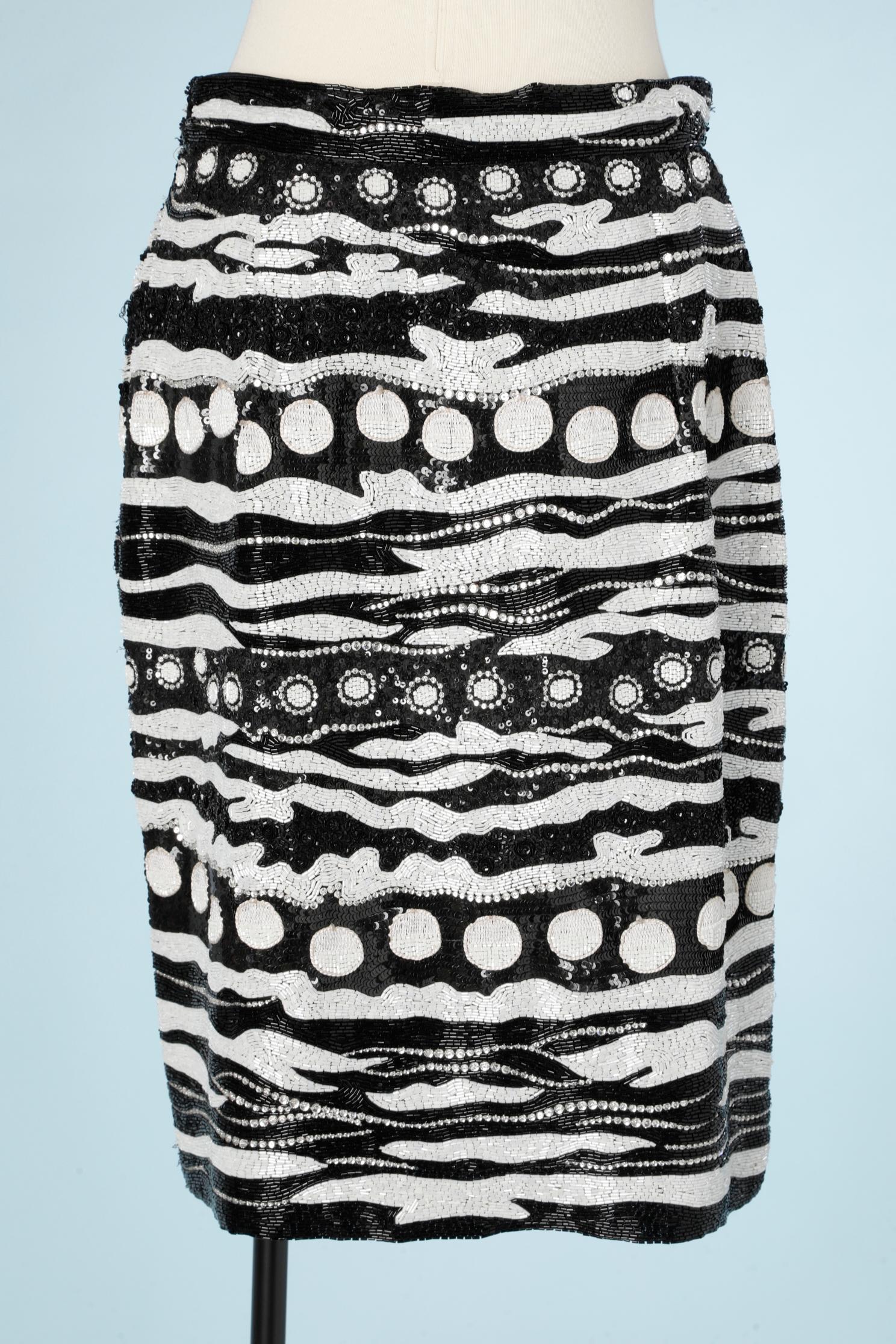 Black and white fully beaded evening skirt Valentino Night  For Sale 2