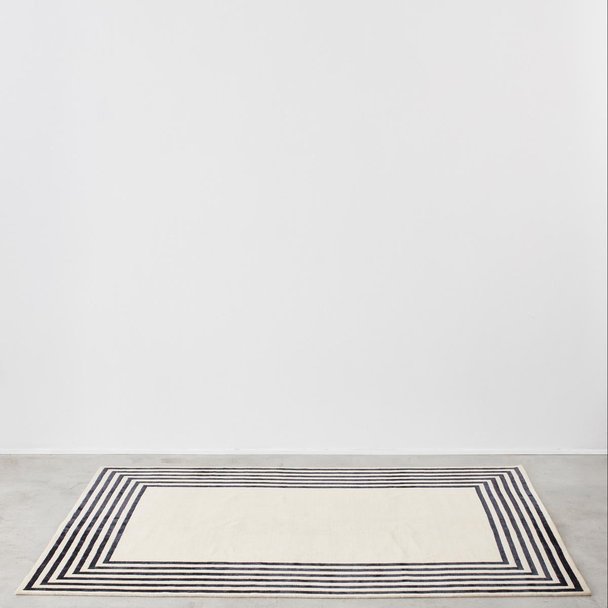 Contemporary Black and White Geometric Carpet in Wool and Viscose, Unknown, Italy, 2000s