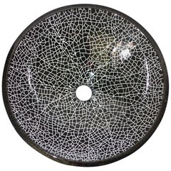 Cheminée en verre noir et blanc à motif craquelé, jardinière