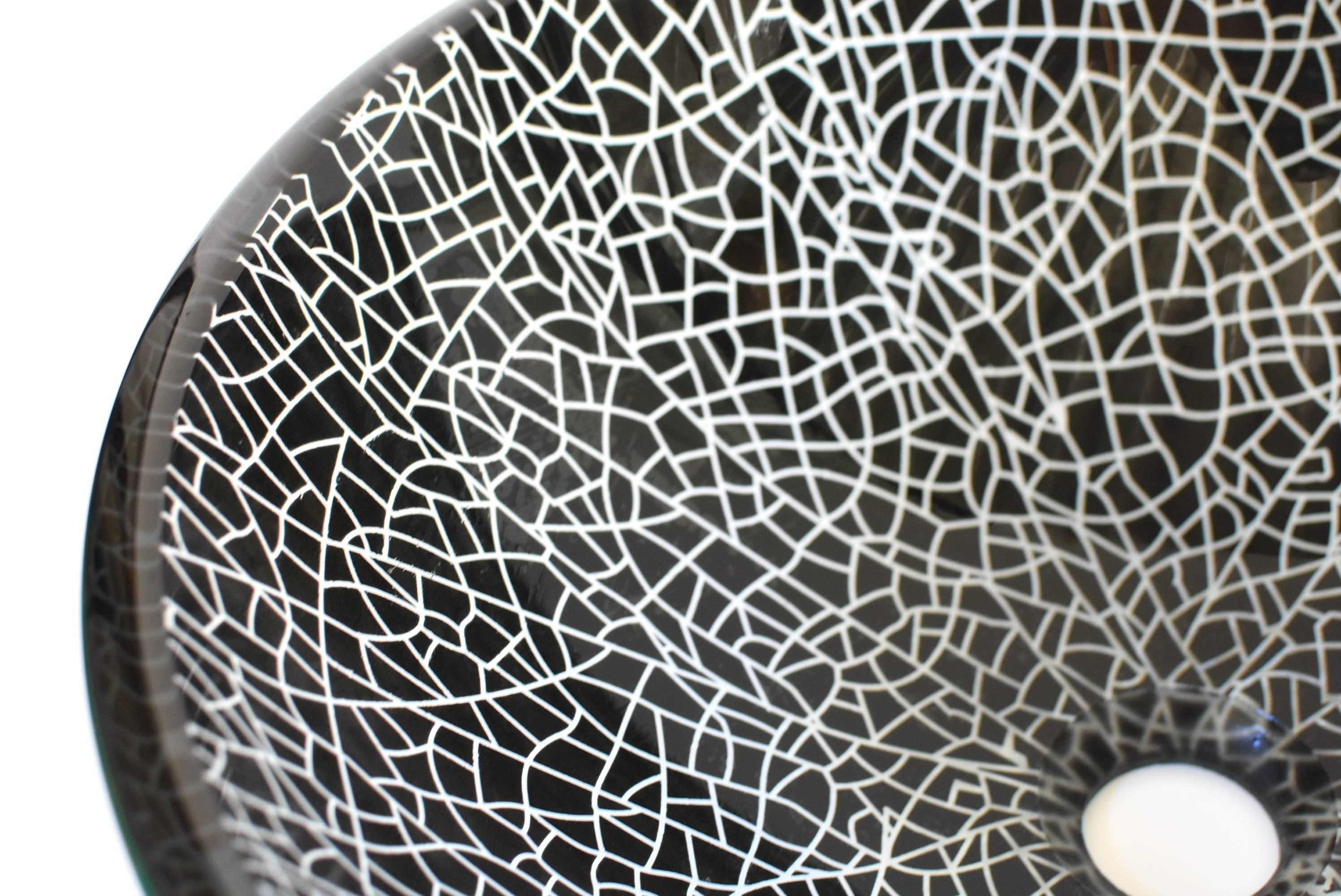 Black and White Glass Sink with Crackle Pattern, Planter For Sale 7